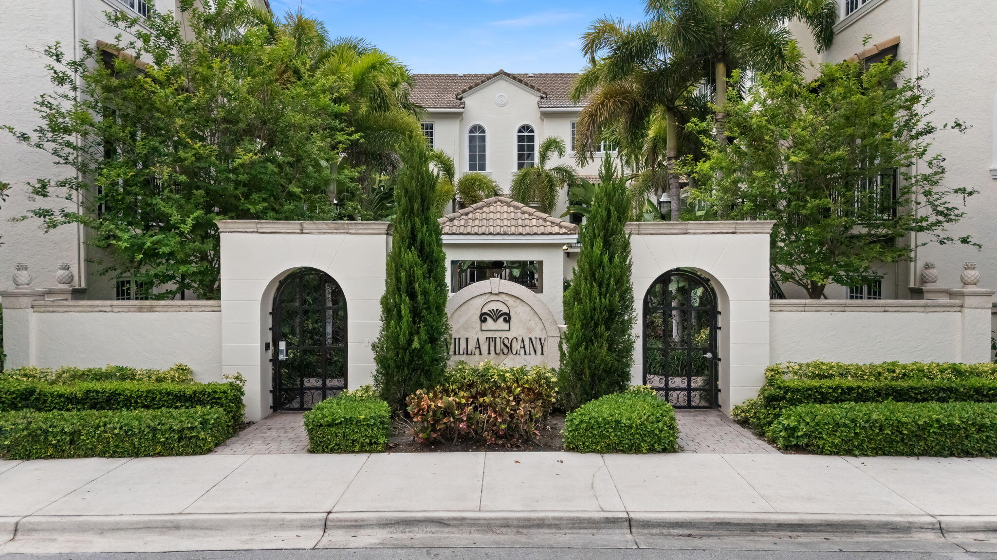 500 SE 7th #105, Fort Lauderdale FL 33301