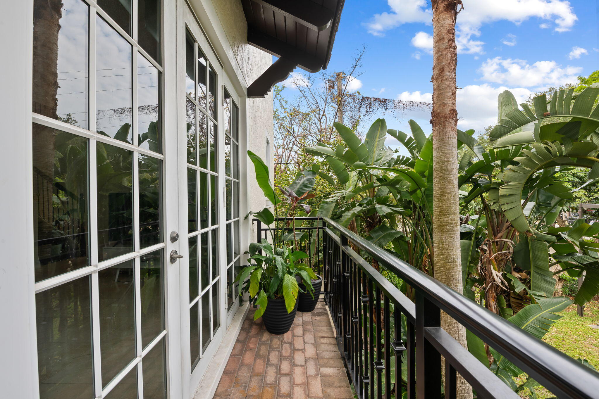 500 SE 7th #105, Fort Lauderdale FL 33301