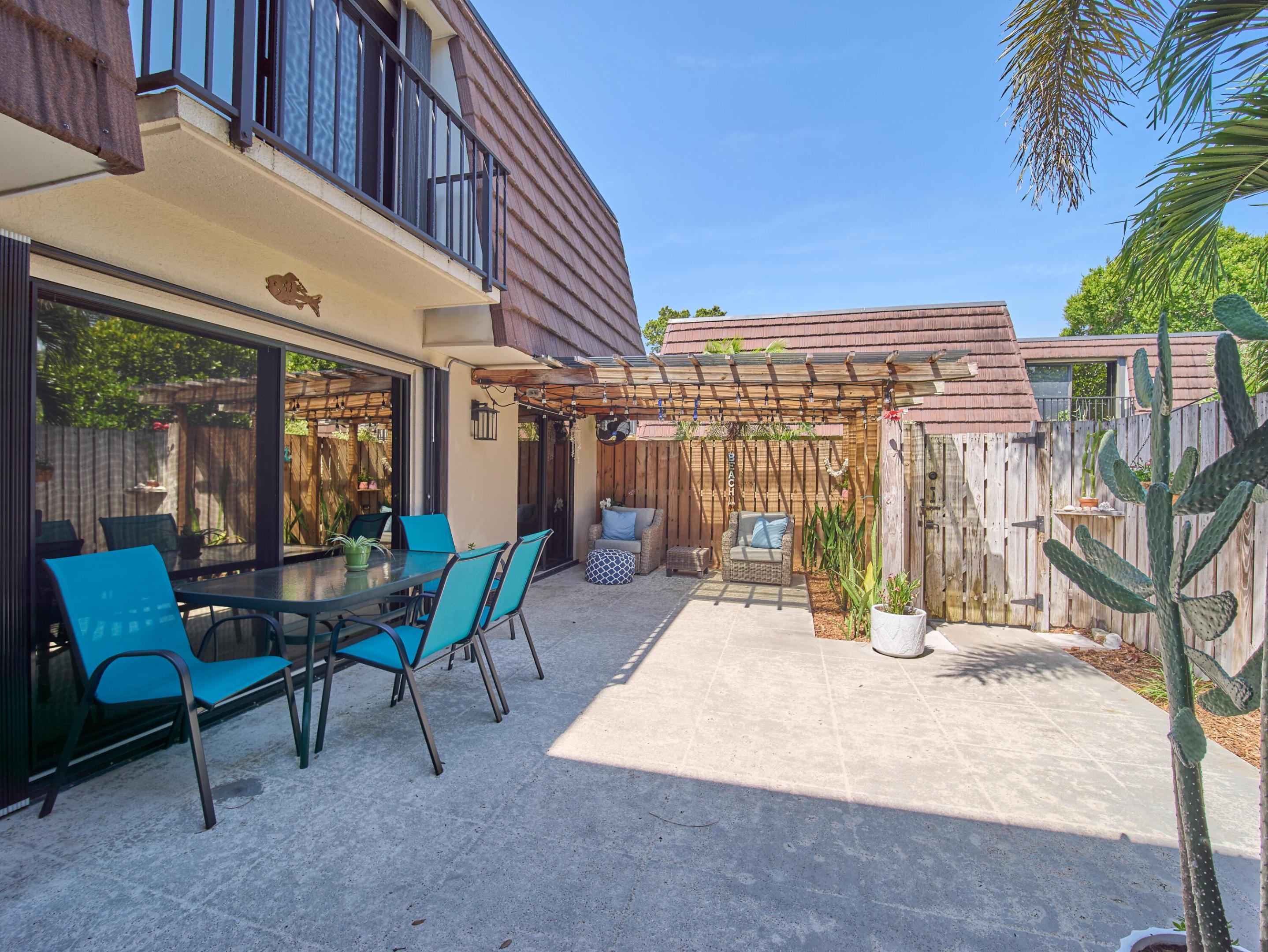 803 8th, Palm Beach Gardens FL 33418