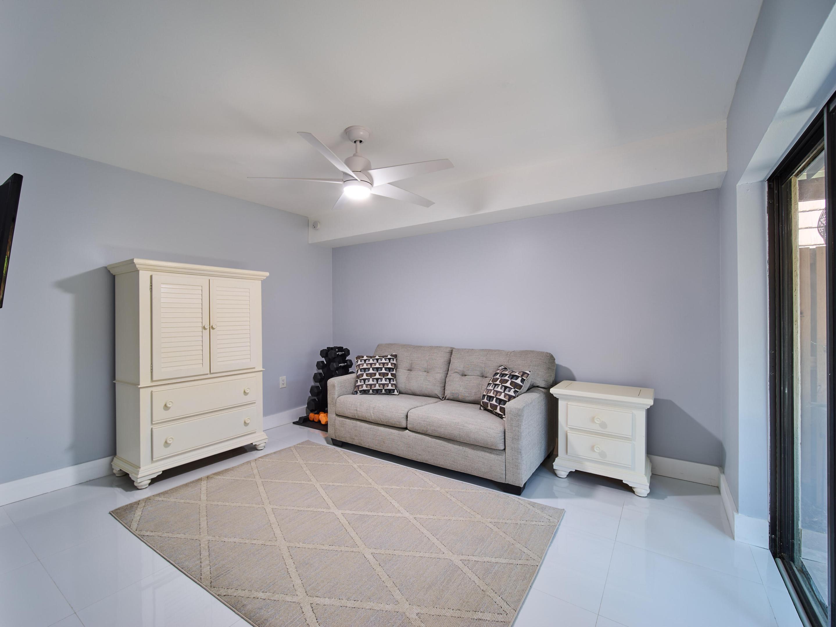 803 8th, Palm Beach Gardens FL 33418