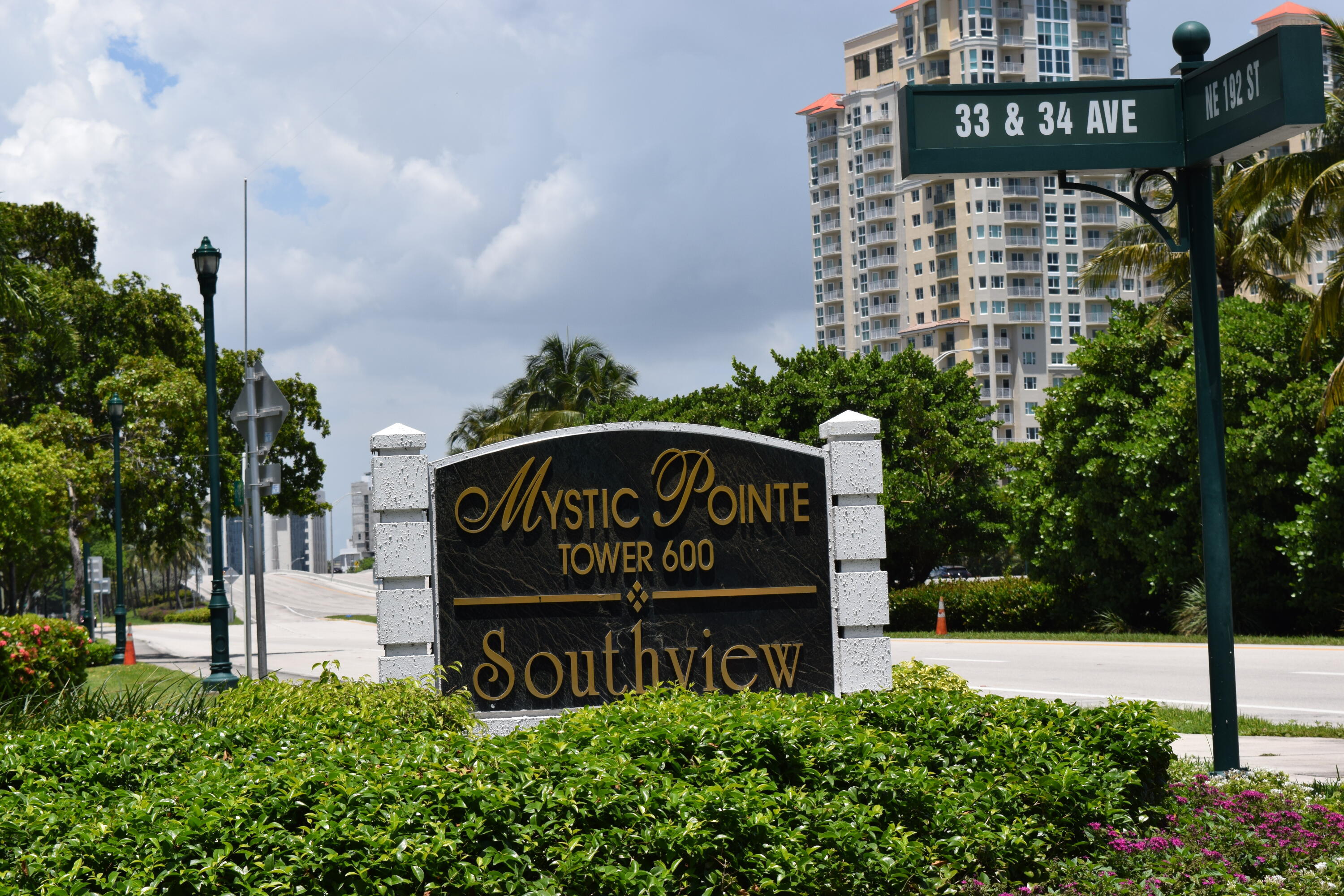 3400 NE 192 #1102, Aventura FL 33180