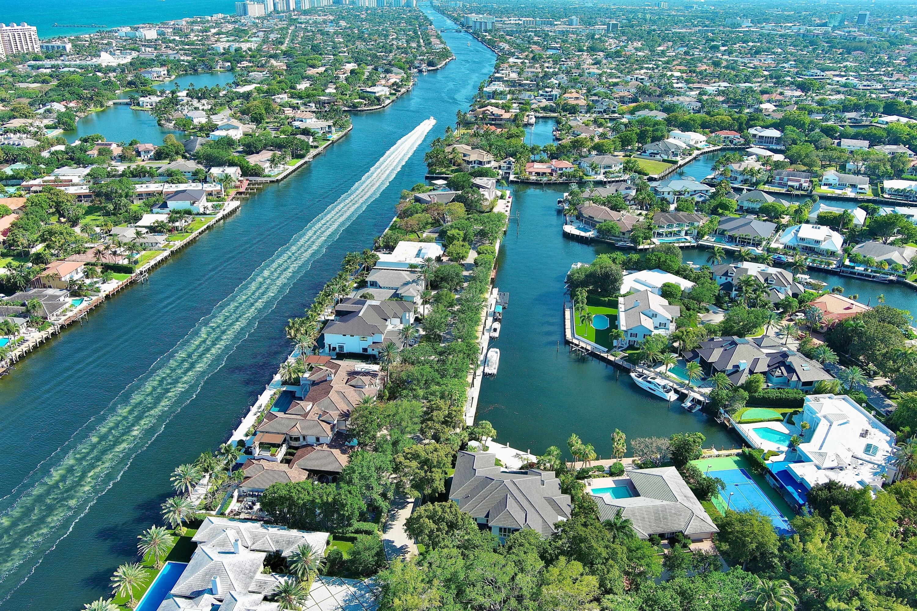 6447 Bay Club #2, Fort Lauderdale FL 33308