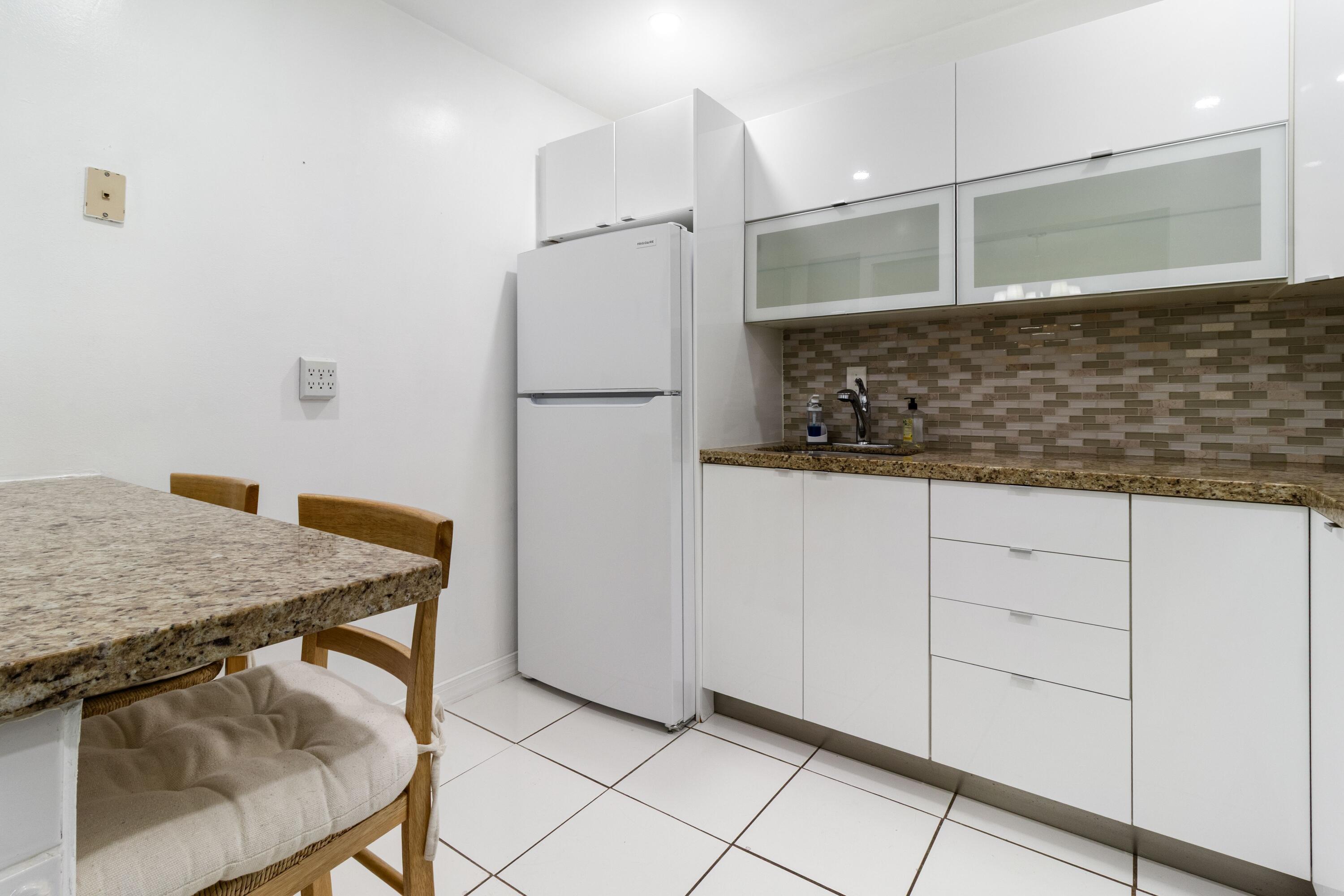 6447 Bay Club #2, Fort Lauderdale FL 33308