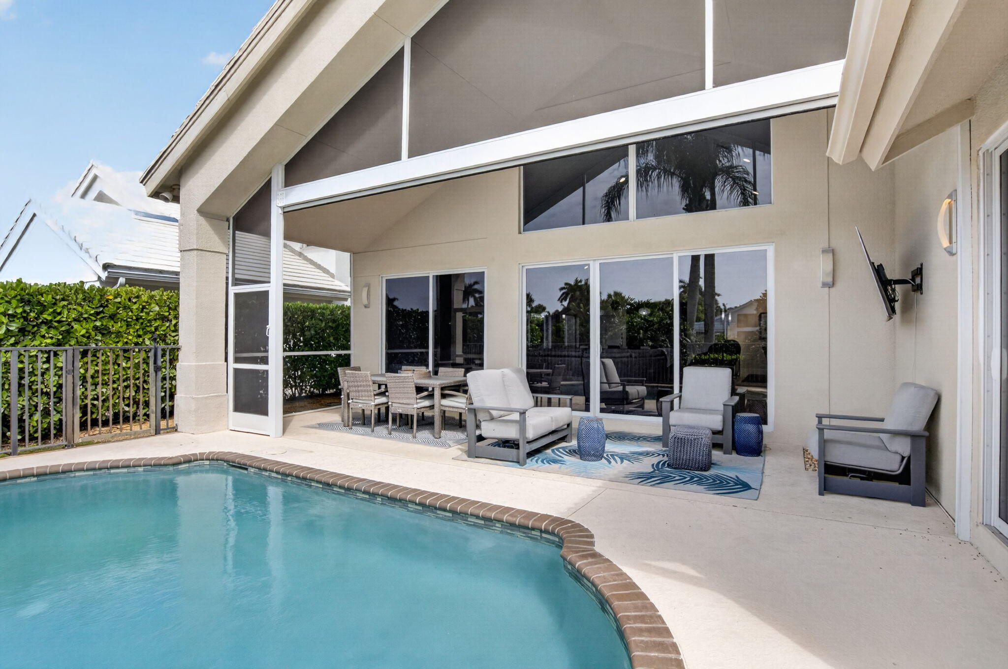 17320 Loch Lomond, Boca Raton FL 33496