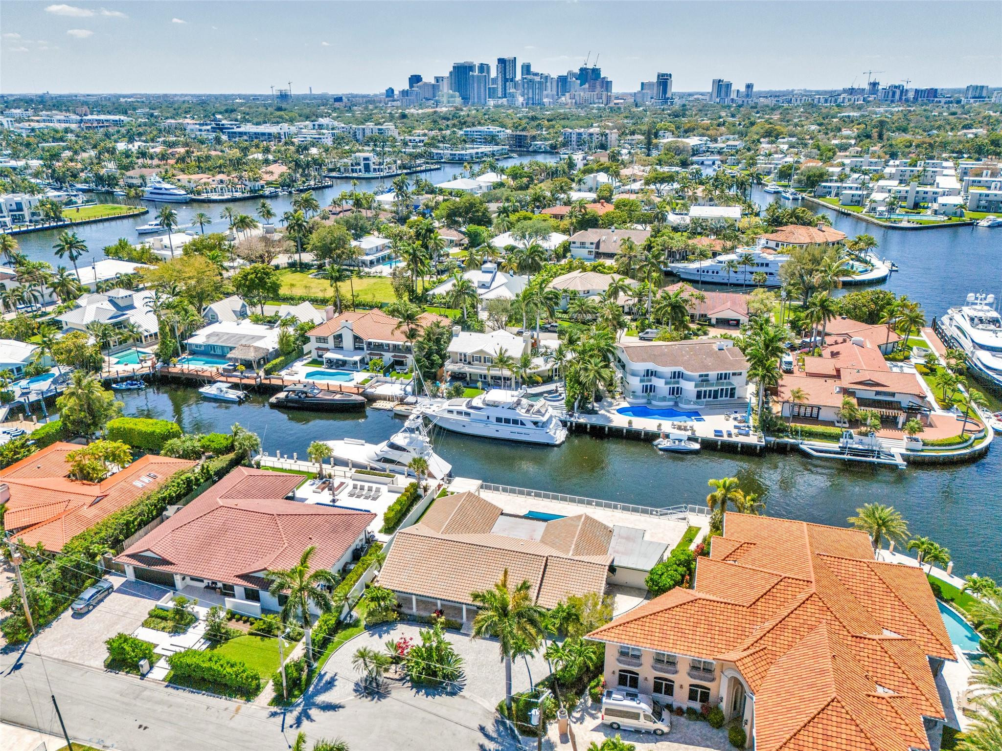 633 4th Key, Fort Lauderdale FL 33304
