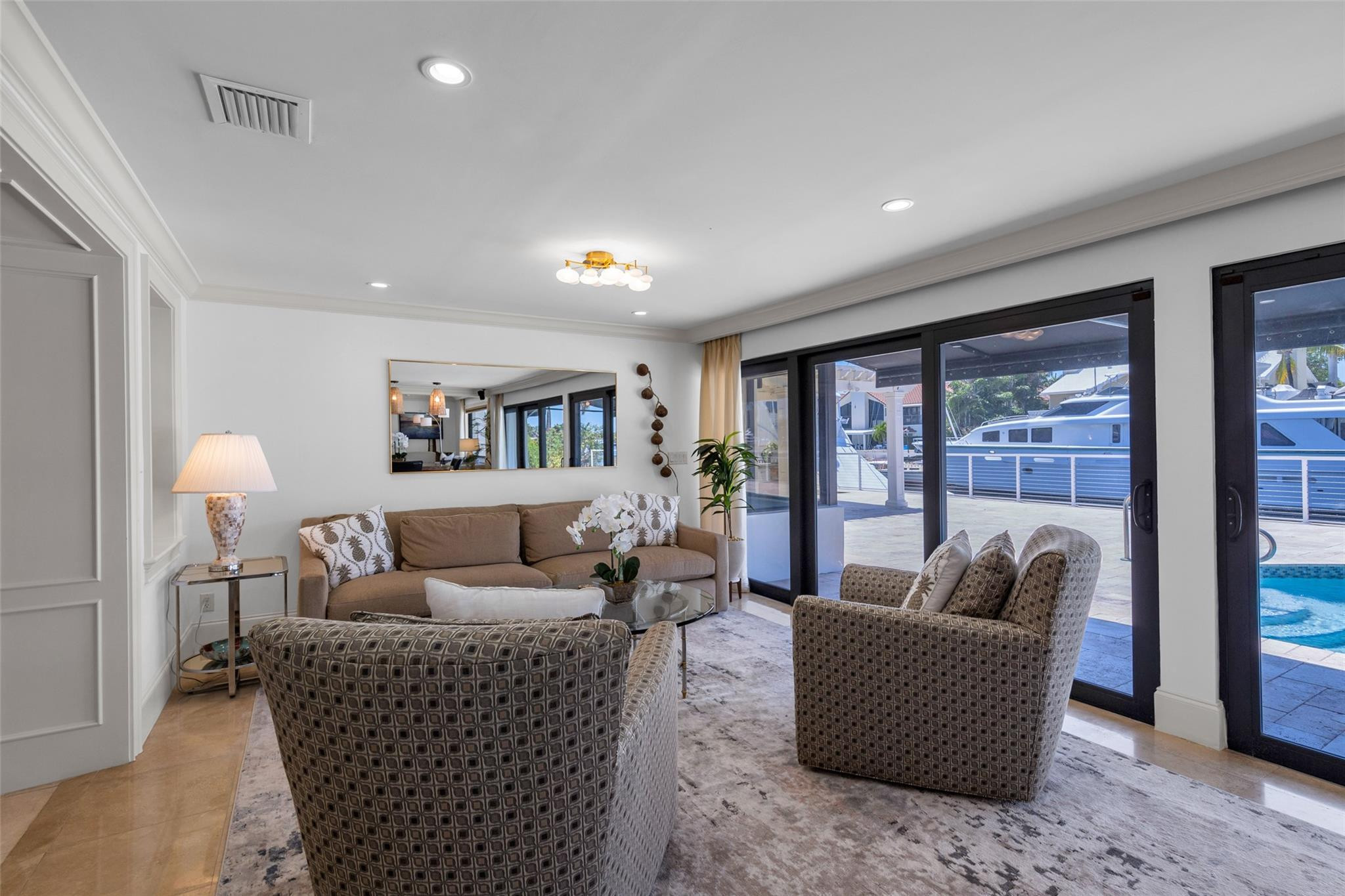 633 4th Key, Fort Lauderdale FL 33304