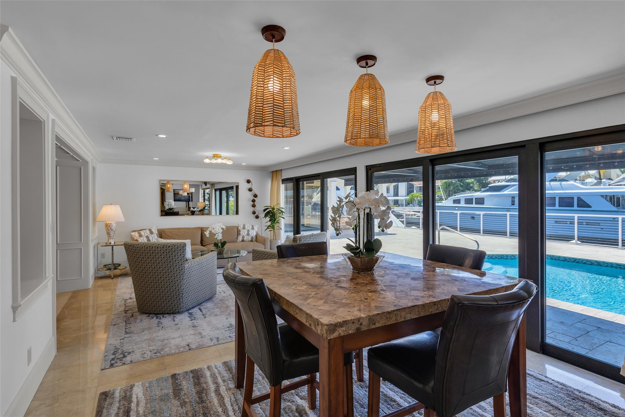 633 4th Key, Fort Lauderdale FL 33304