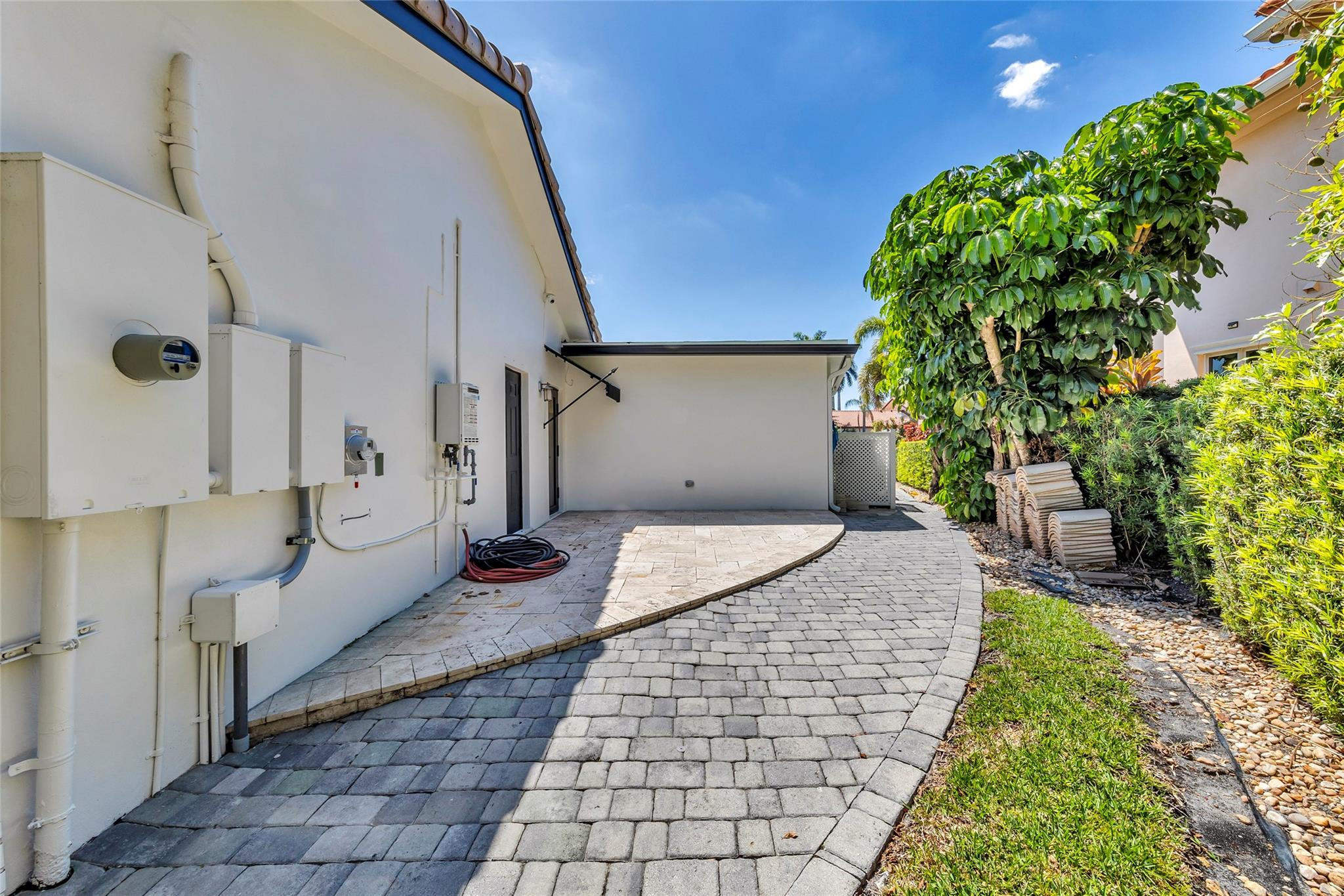 633 4th Key, Fort Lauderdale FL 33304