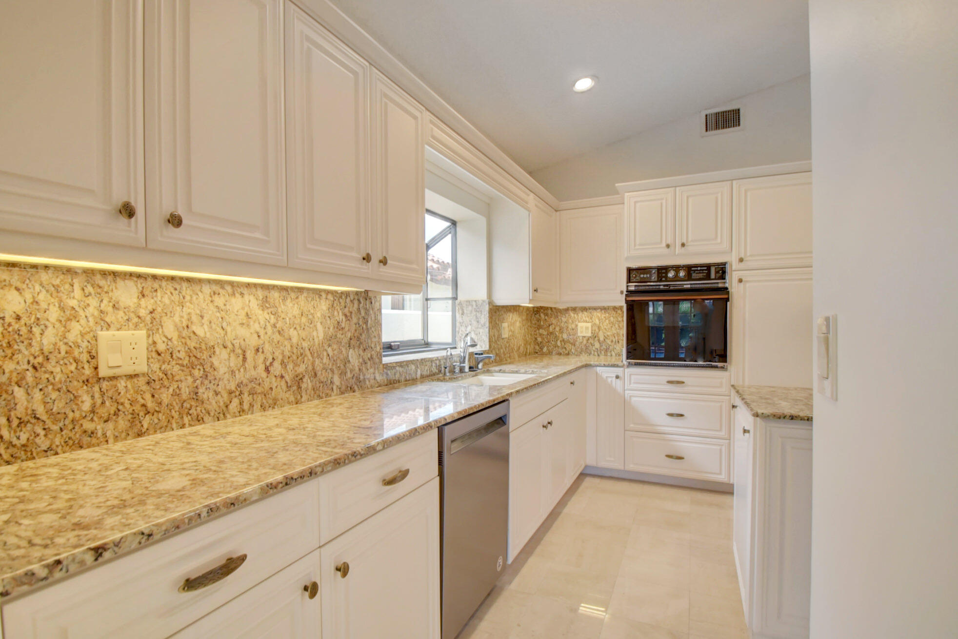 22595 Esplanada, Boca Raton FL 33433