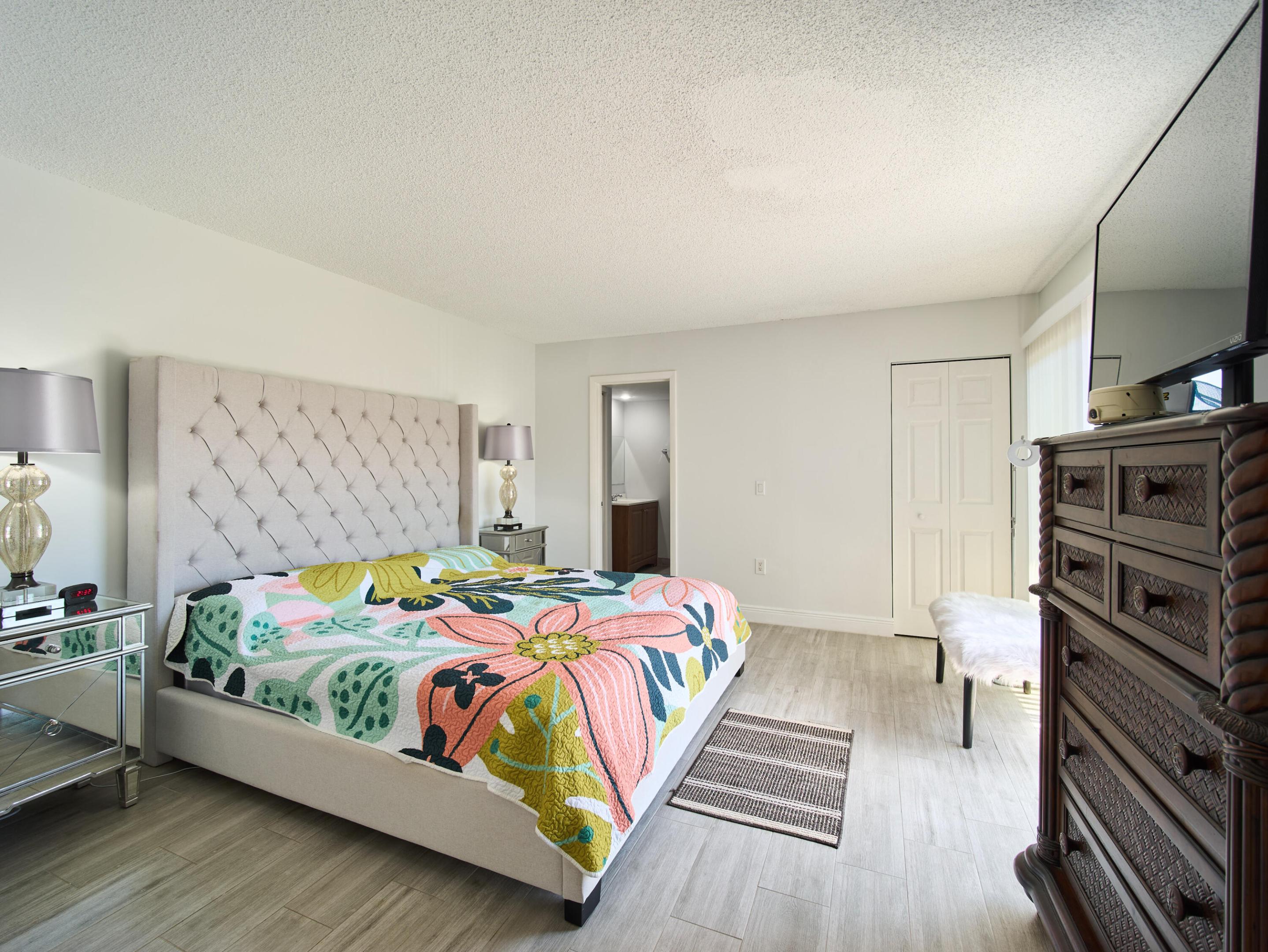1120 11th, Palm Beach Gardens FL 33410