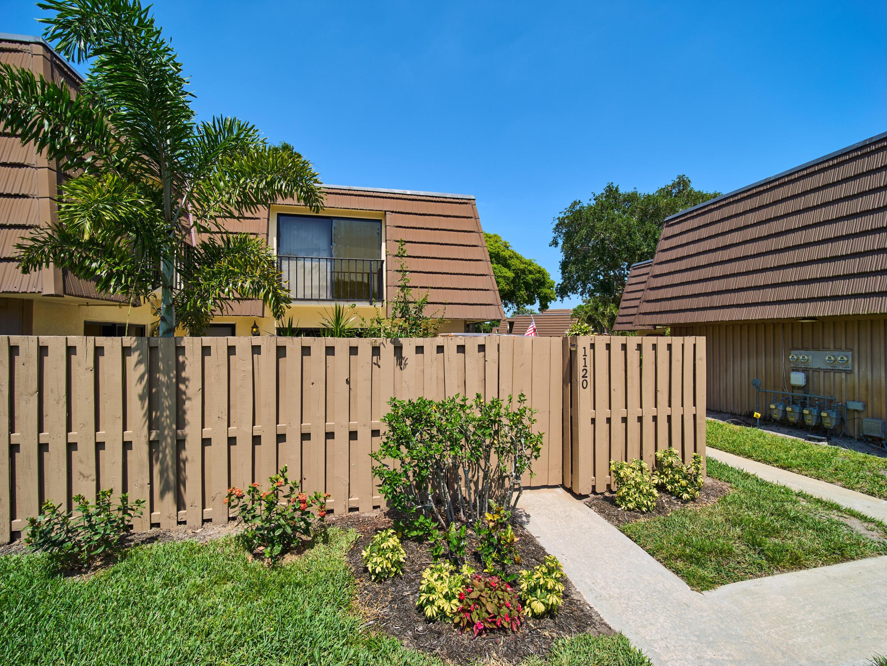 1120 11th, Palm Beach Gardens FL 33410