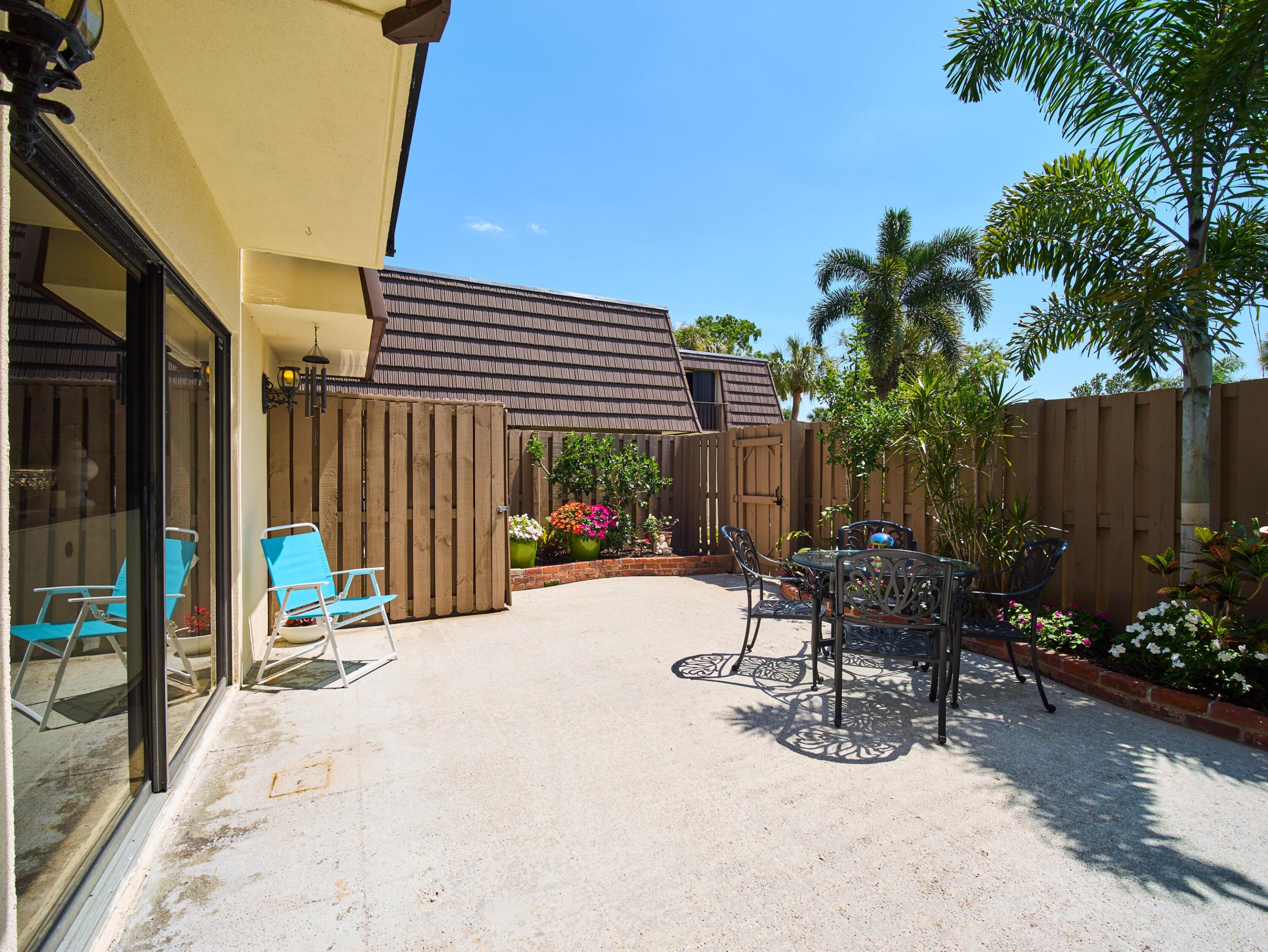 1120 11th, Palm Beach Gardens FL 33410