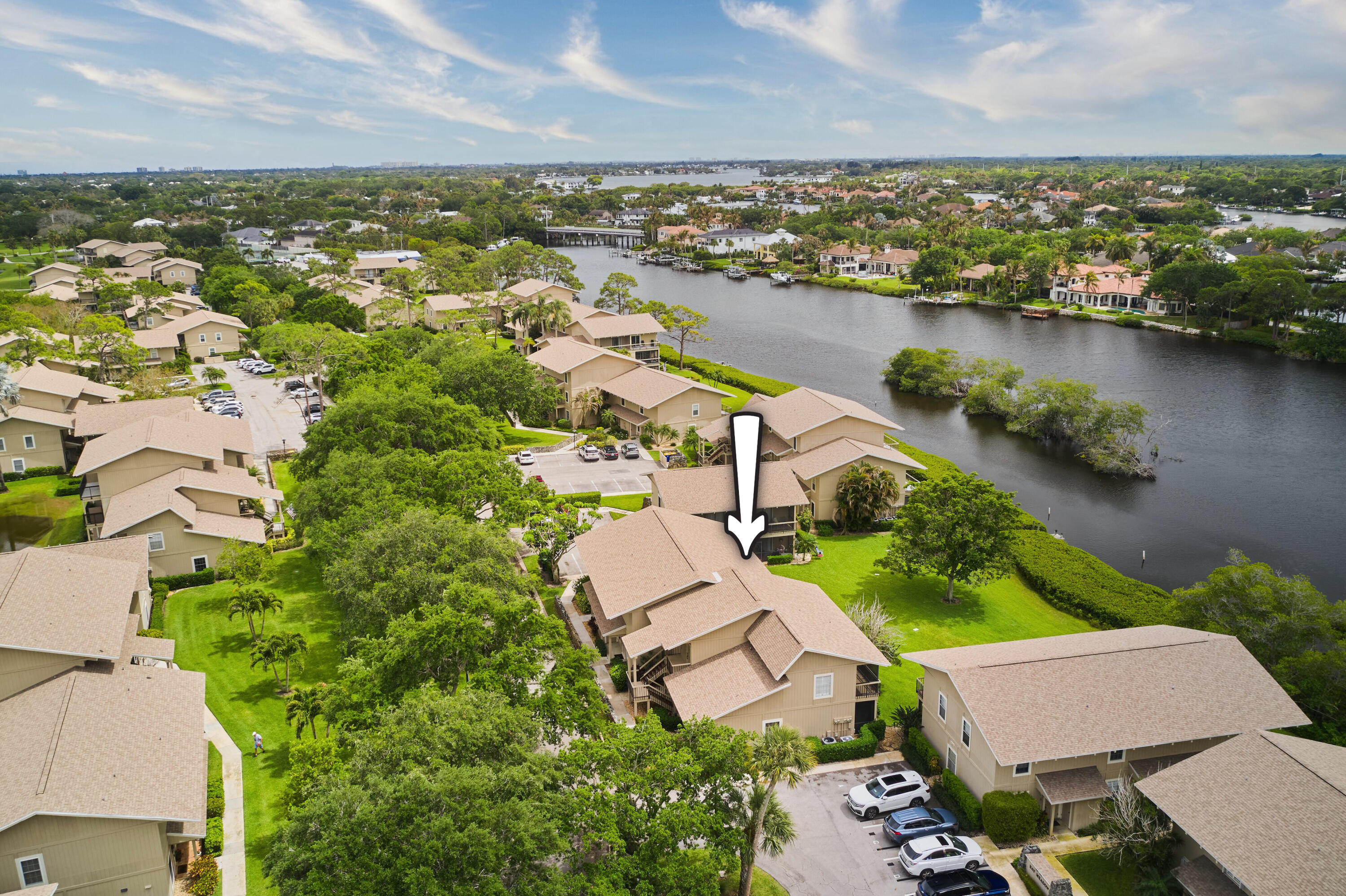 9130 SE Riverfront #J, Jupiter FL 33469