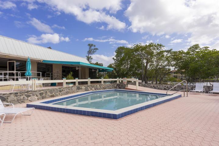 9130 SE Riverfront #J, Jupiter FL 33469
