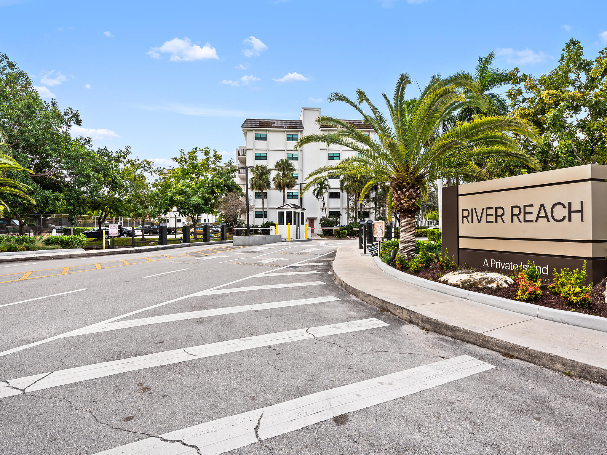 900 River Reach #406, Fort Lauderdale FL 33315