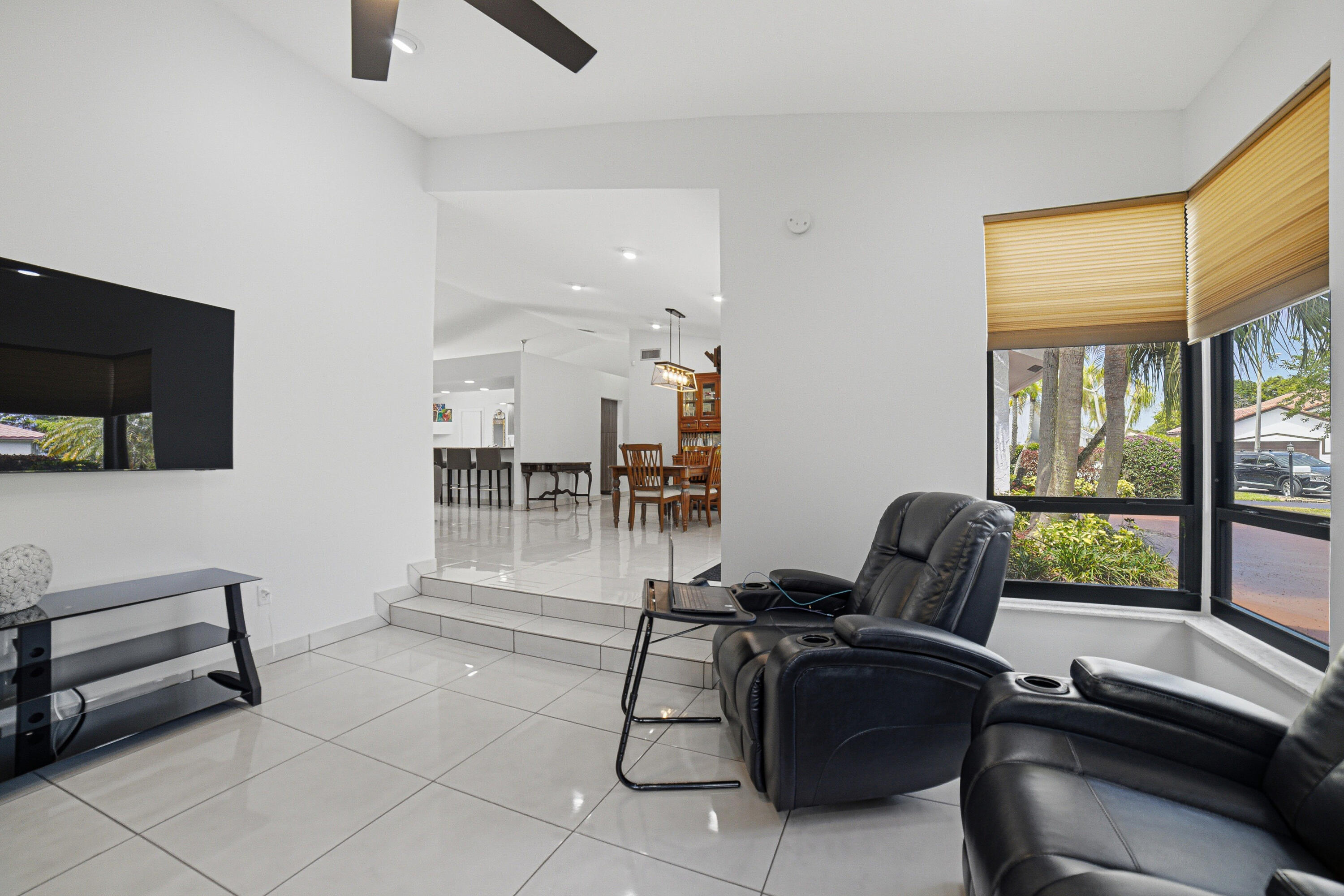 7614 NW 87th, Tamarac FL 33321