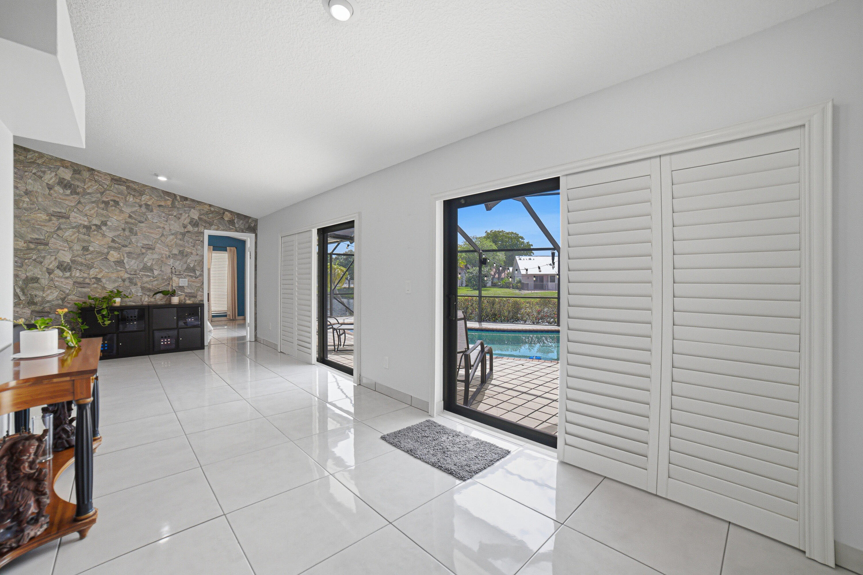 7614 NW 87th, Tamarac FL 33321
