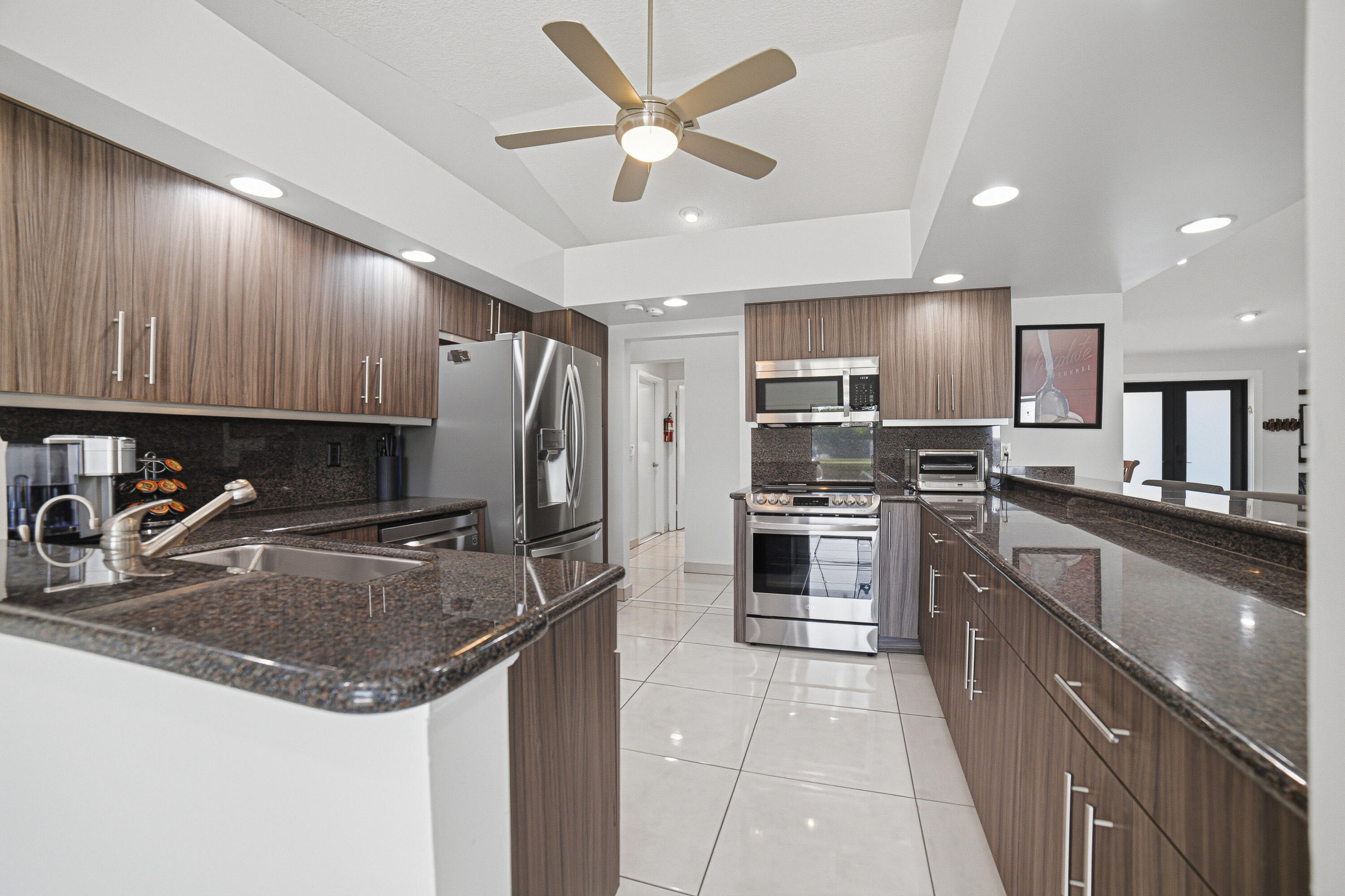 7614 NW 87th, Tamarac FL 33321