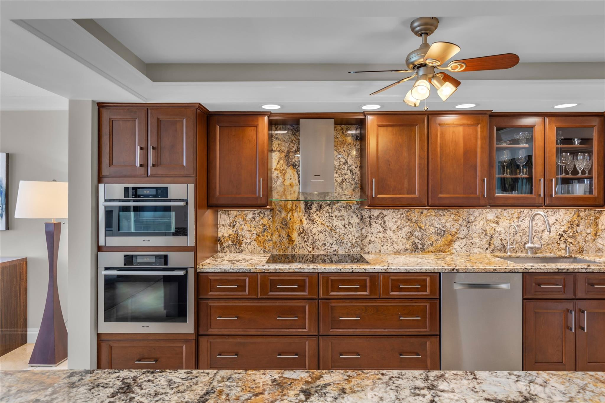2200 S Ocean #2805, Fort Lauderdale FL 33316