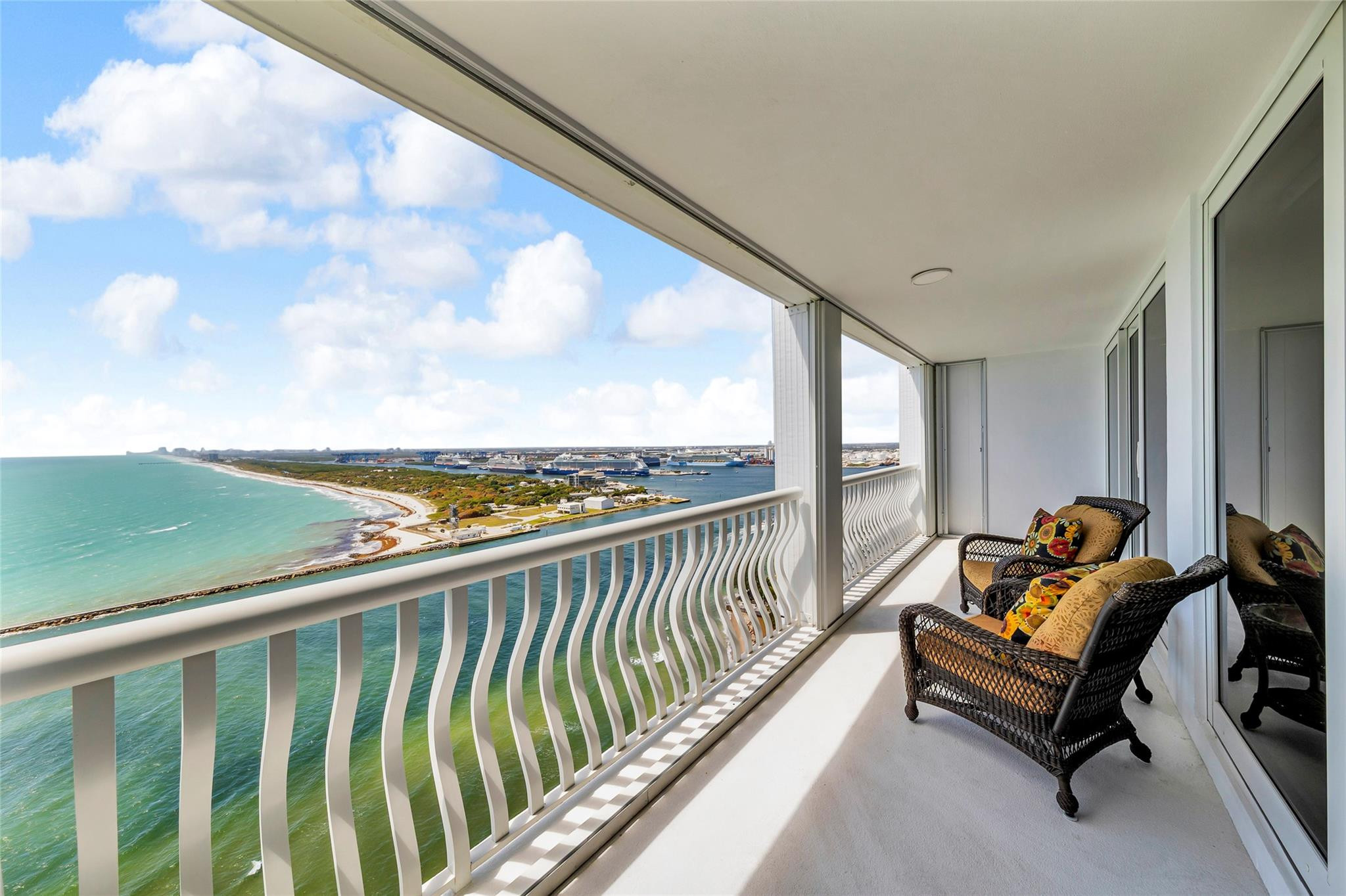 2200 S Ocean #2805, Fort Lauderdale FL 33316