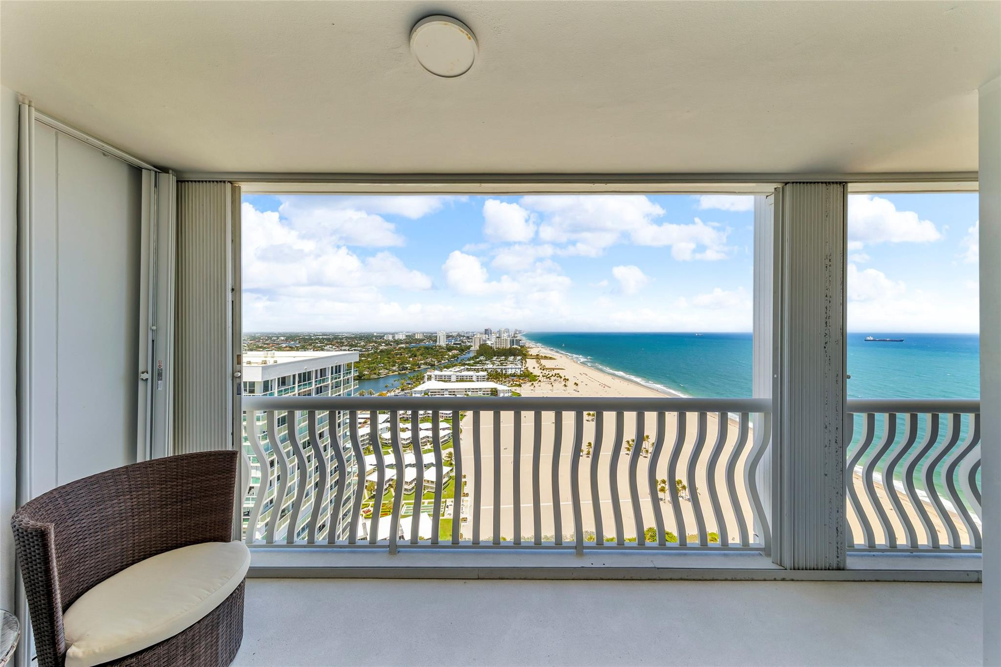 2200 S Ocean #2805, Fort Lauderdale FL 33316