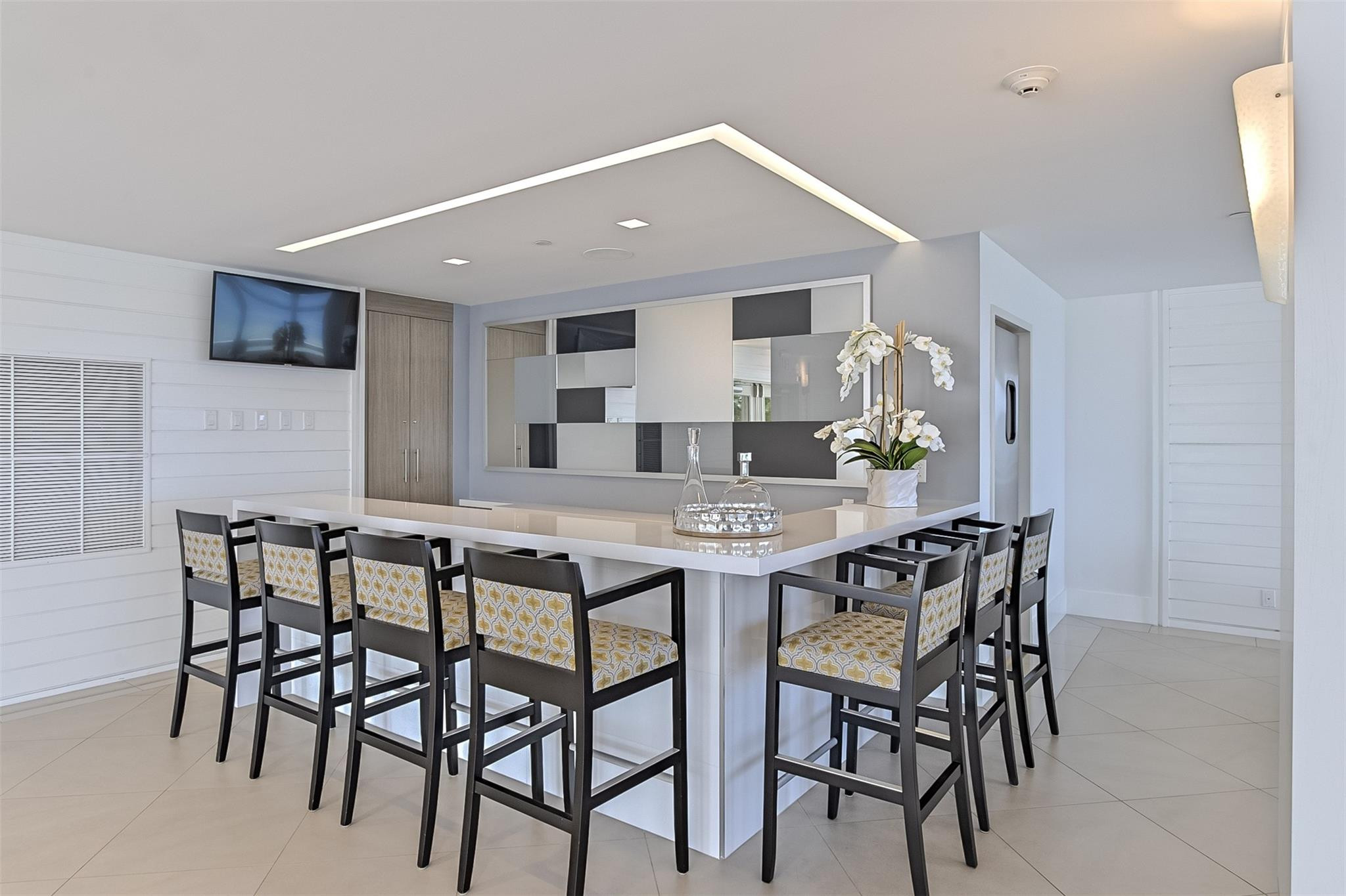2200 S Ocean #2805, Fort Lauderdale FL 33316