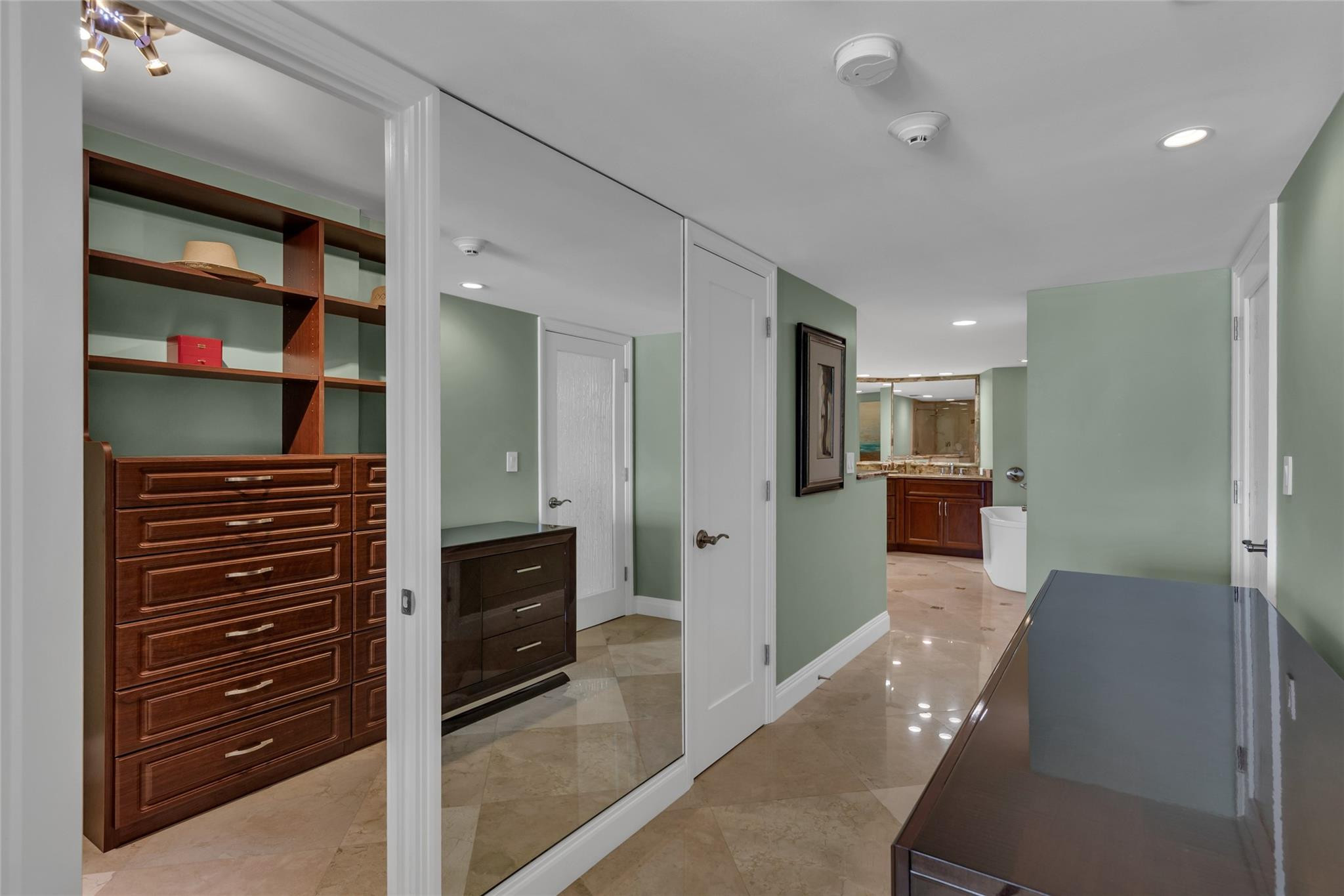 2200 S Ocean #2805, Fort Lauderdale FL 33316