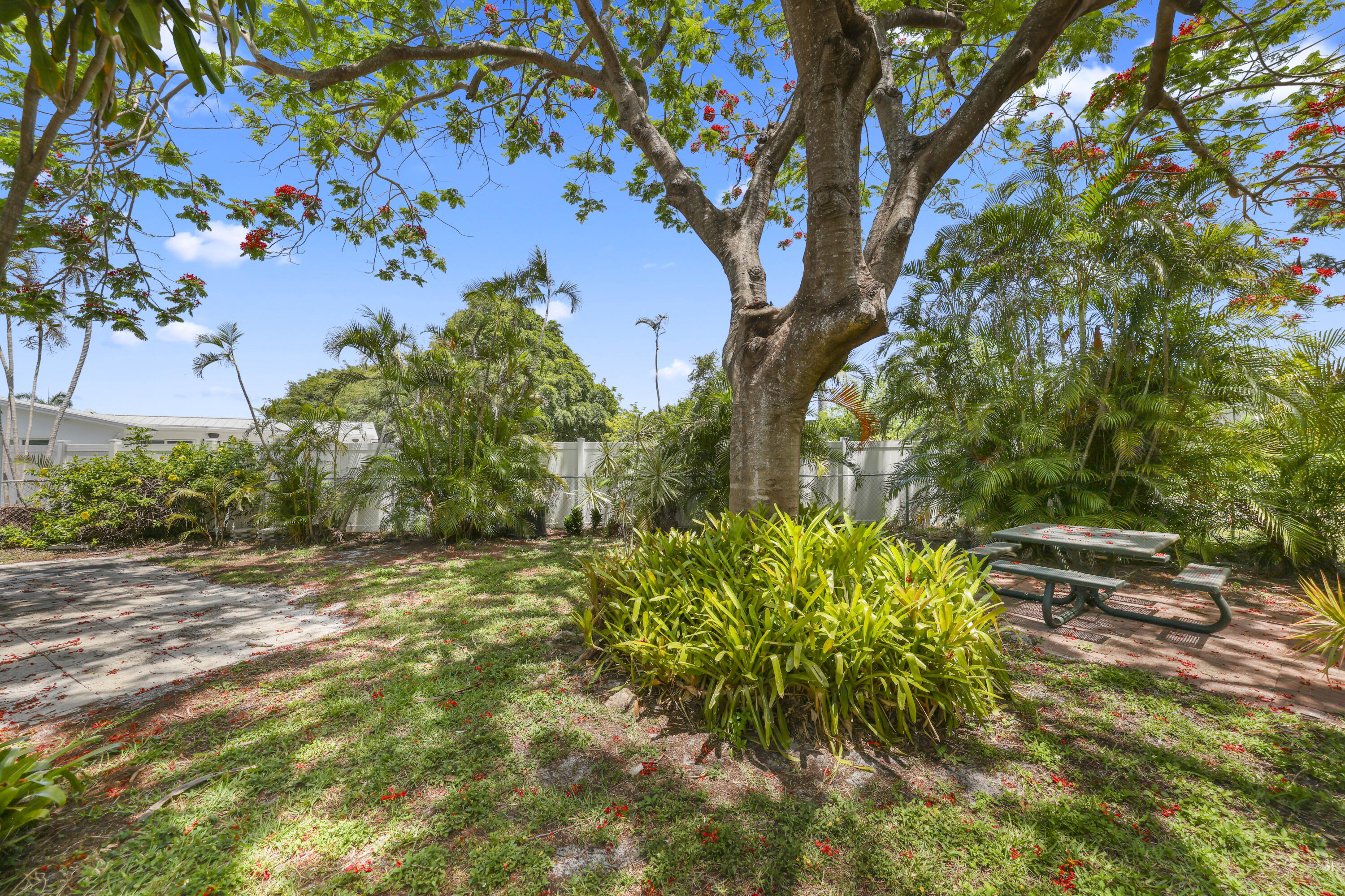 1720 SW 10th, Boca Raton FL 33486