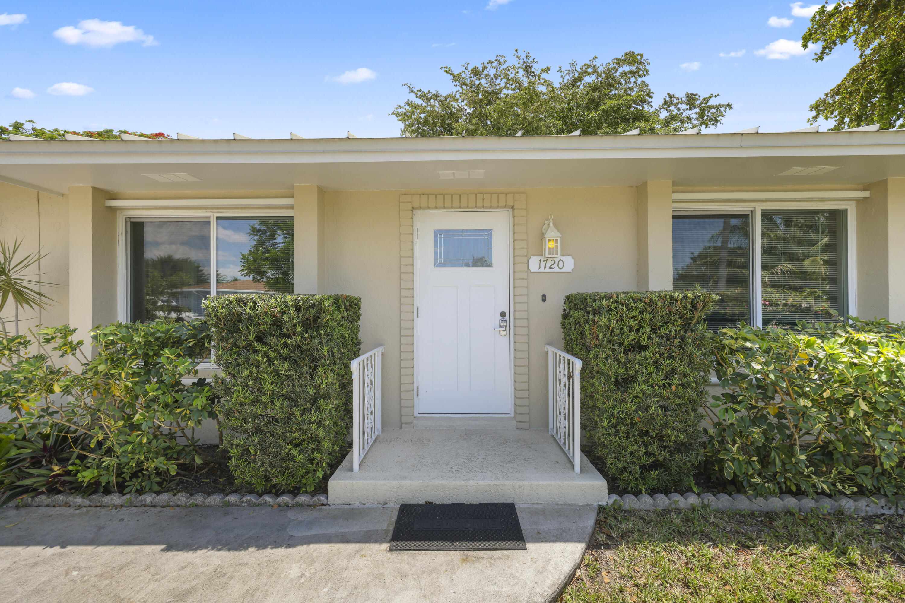 1720 SW 10th, Boca Raton FL 33486