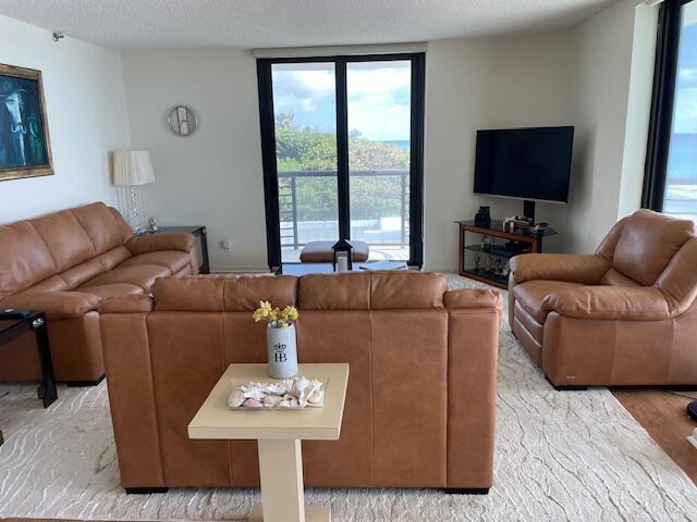 250 S Ocean #3h, Boca Raton FL 33432