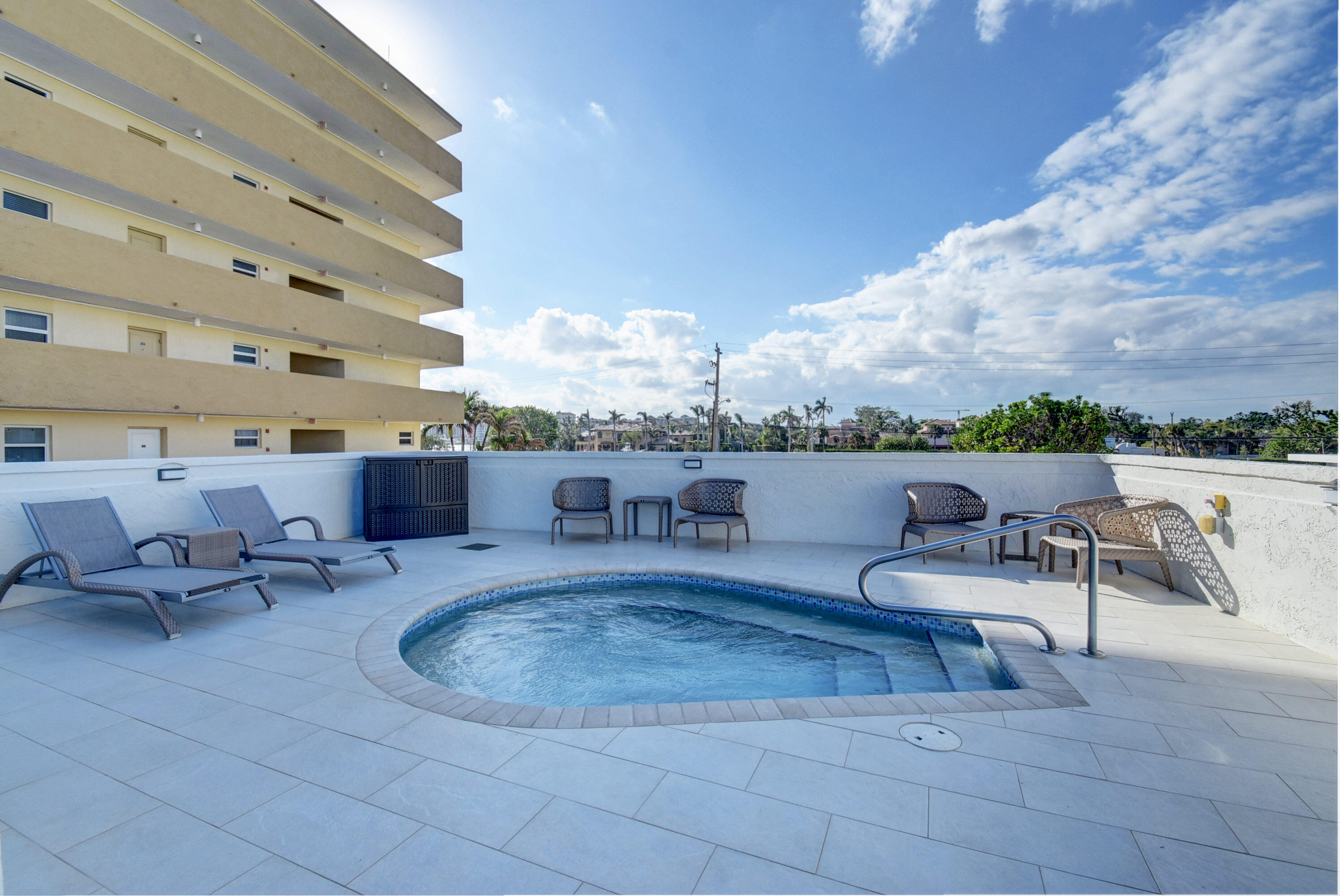 250 S Ocean #3h, Boca Raton FL 33432
