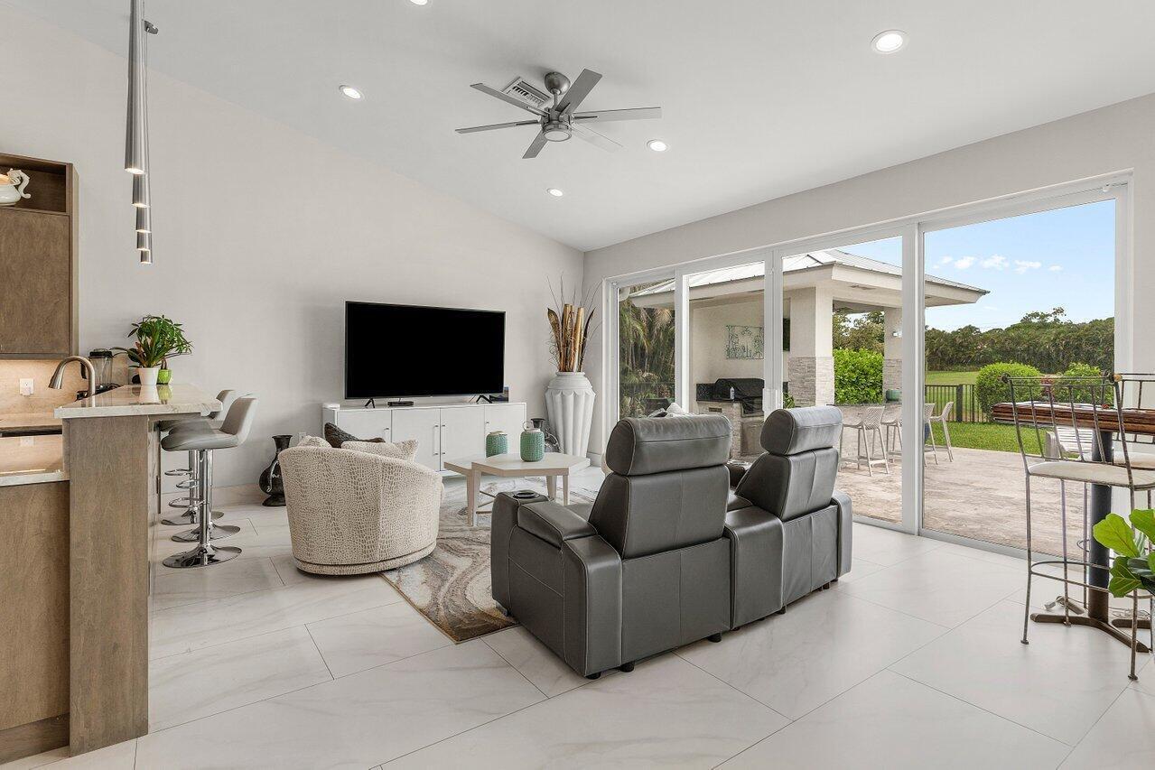 11164 Boca Woods, Boca Raton FL 33428