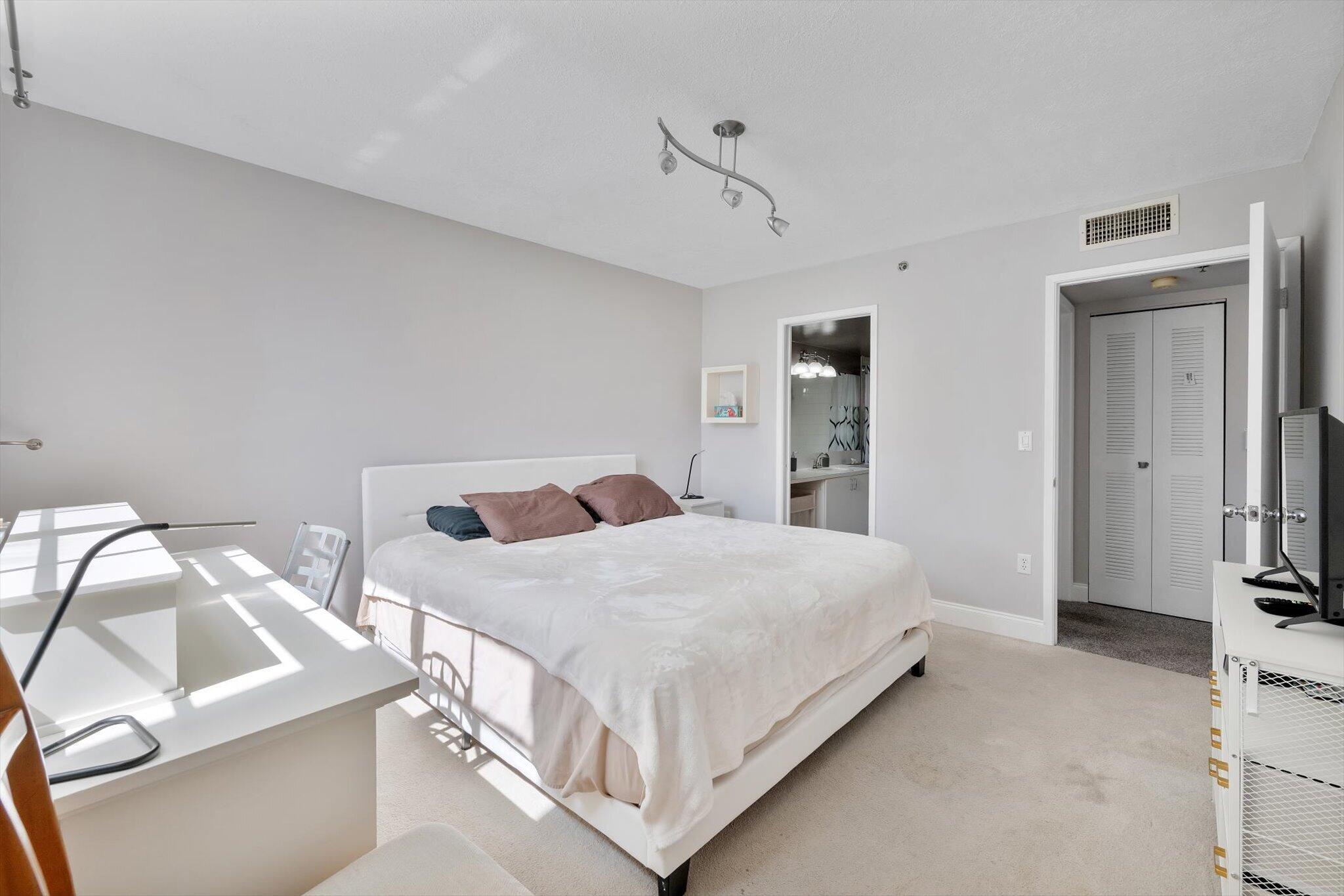 19601 E Country Club #7505, Aventura FL 33180