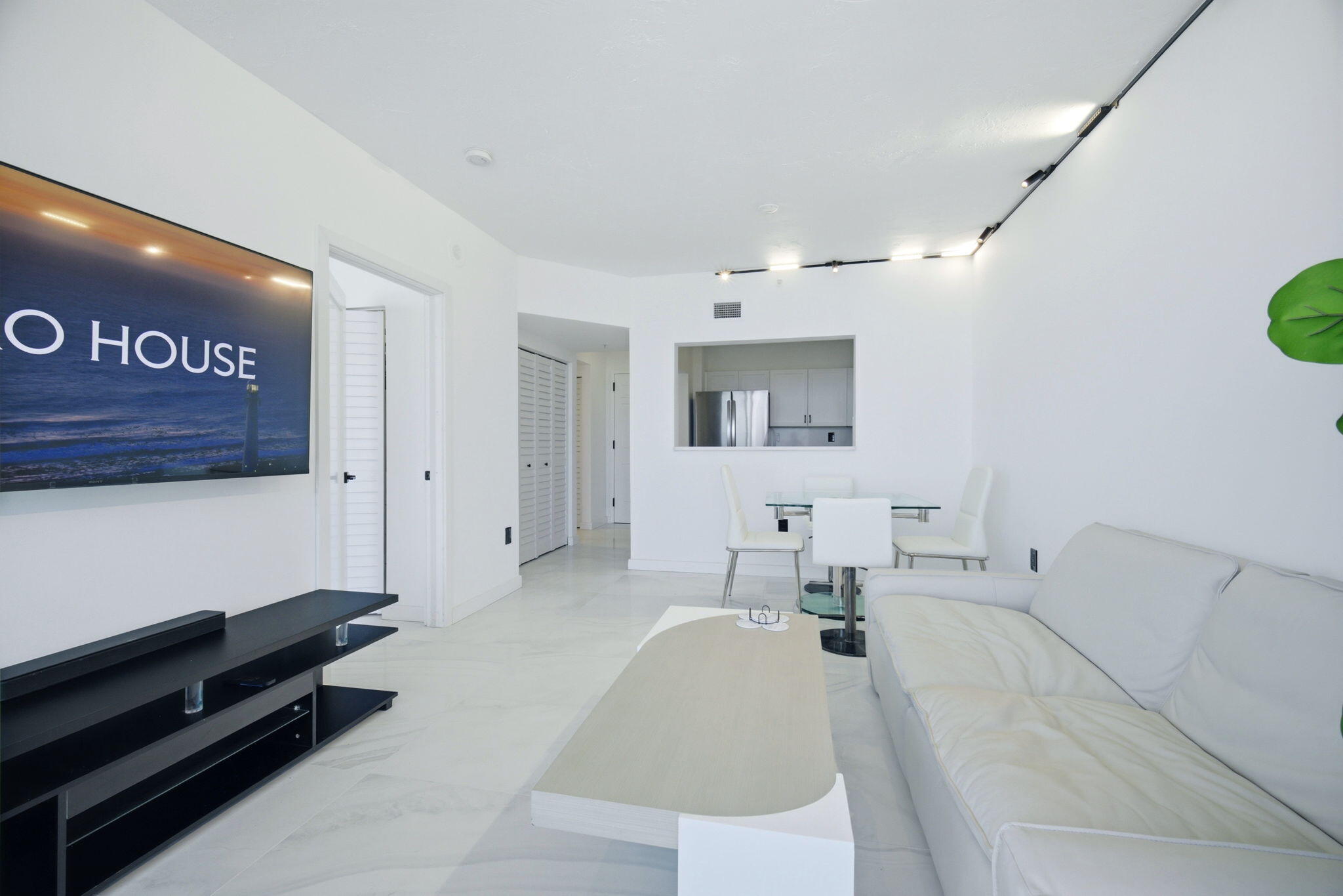 3020 NE 32nd #1407, Fort Lauderdale FL 33308