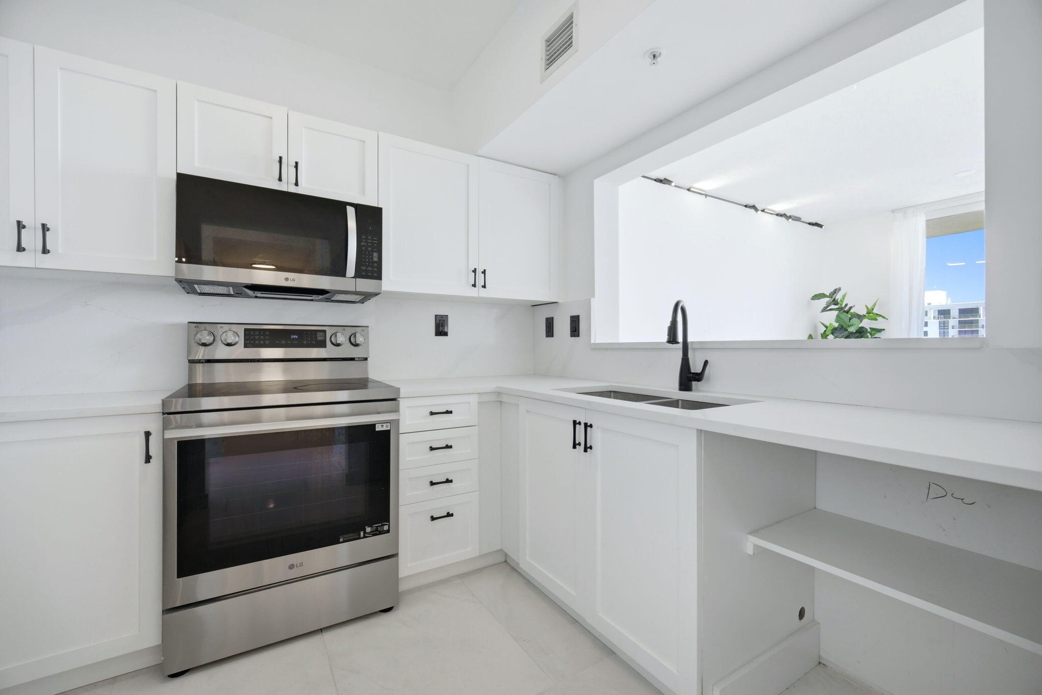 3020 NE 32nd #1407, Fort Lauderdale FL 33308