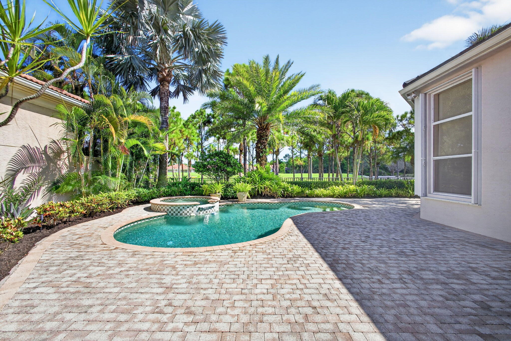 283 Porto Vecchio, Palm Beach Gardens FL 33418