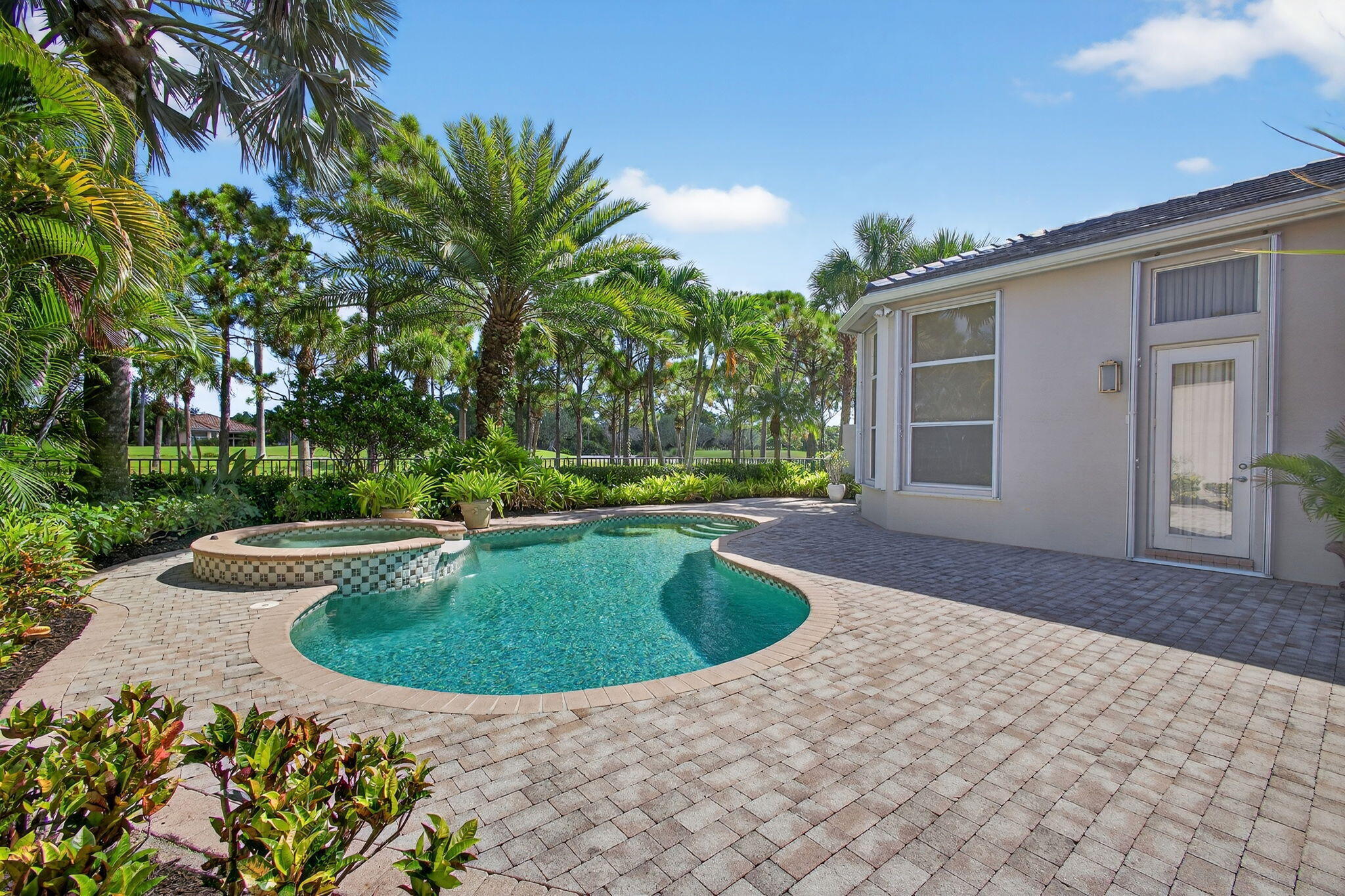 283 Porto Vecchio, Palm Beach Gardens FL 33418