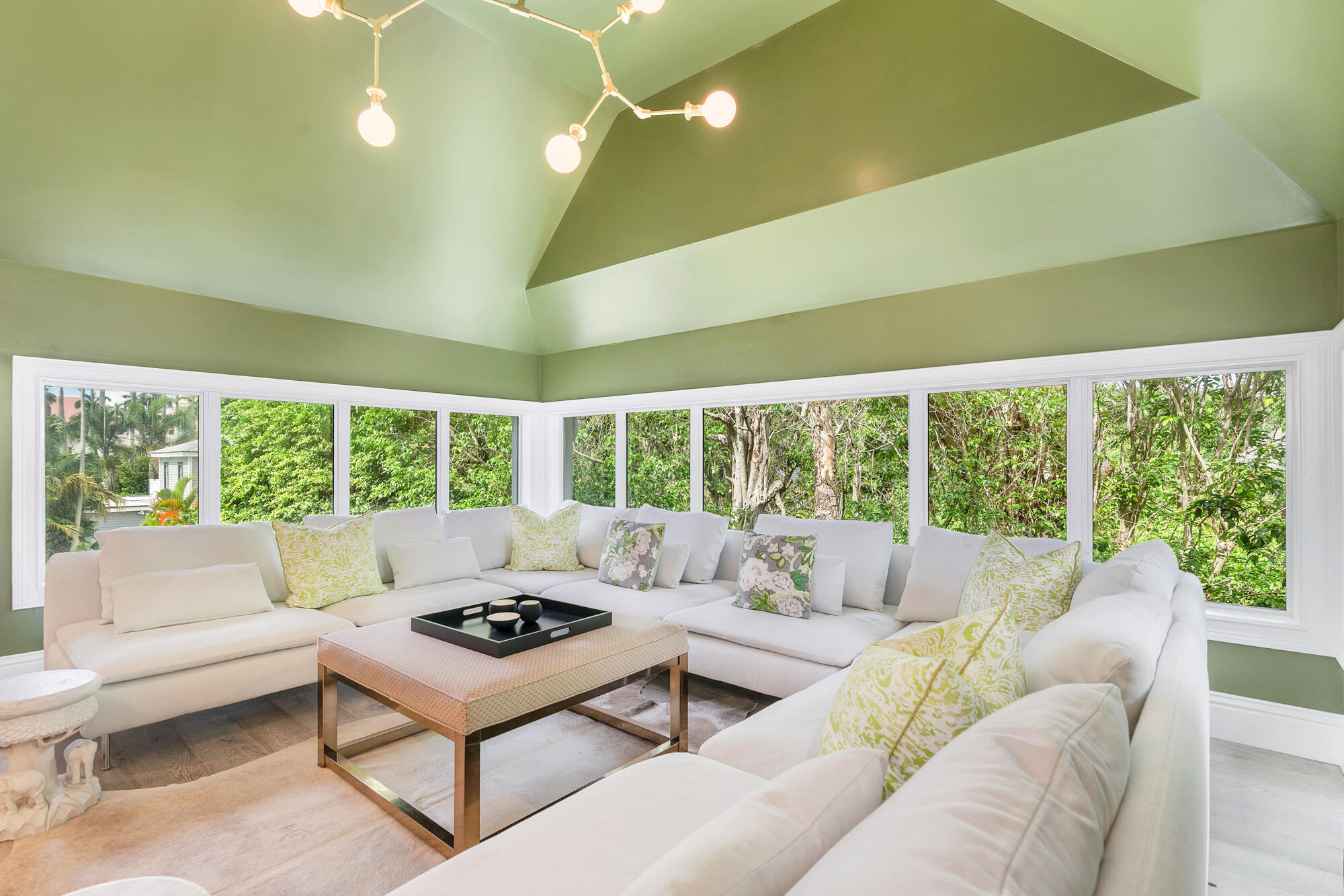 #<MlsListing:0x00007fda906bab58>
