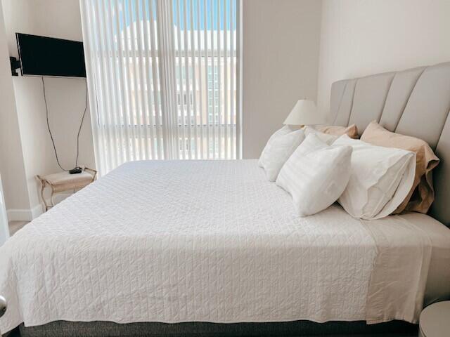 625 Casa Loma #Lower Penthouse 9  Unit 1, Boynton Beach FL 33435