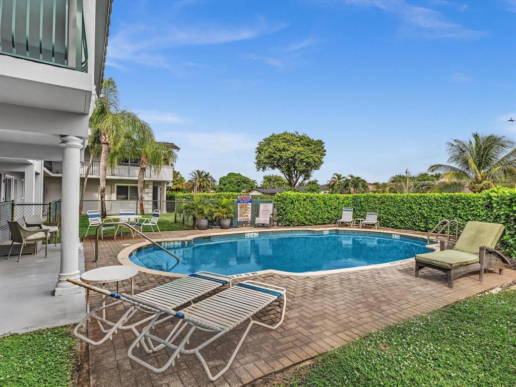 4001 NE 21st #207, Fort Lauderdale FL 33308