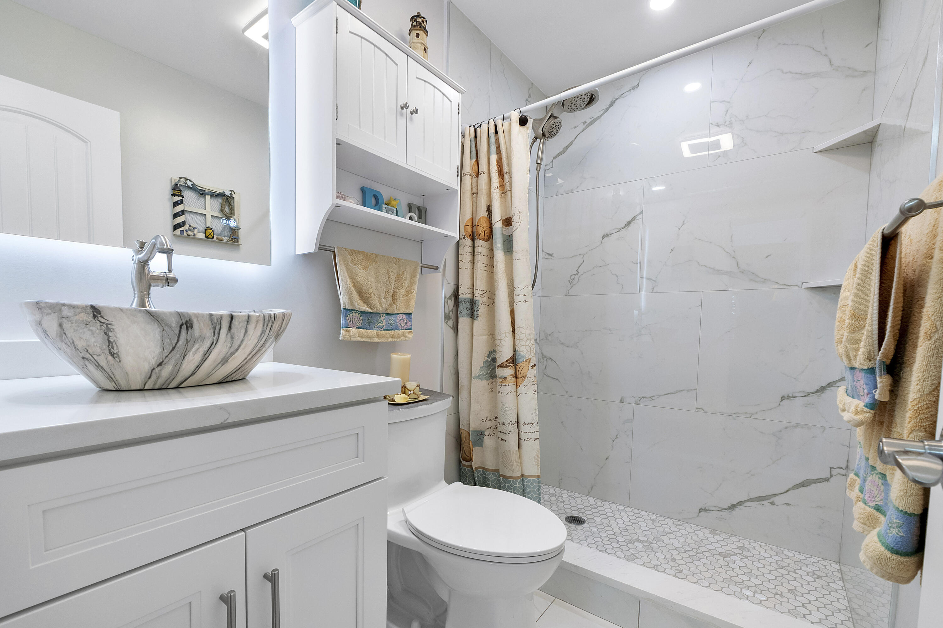 6517 Bay Club #4, Fort Lauderdale FL 33308