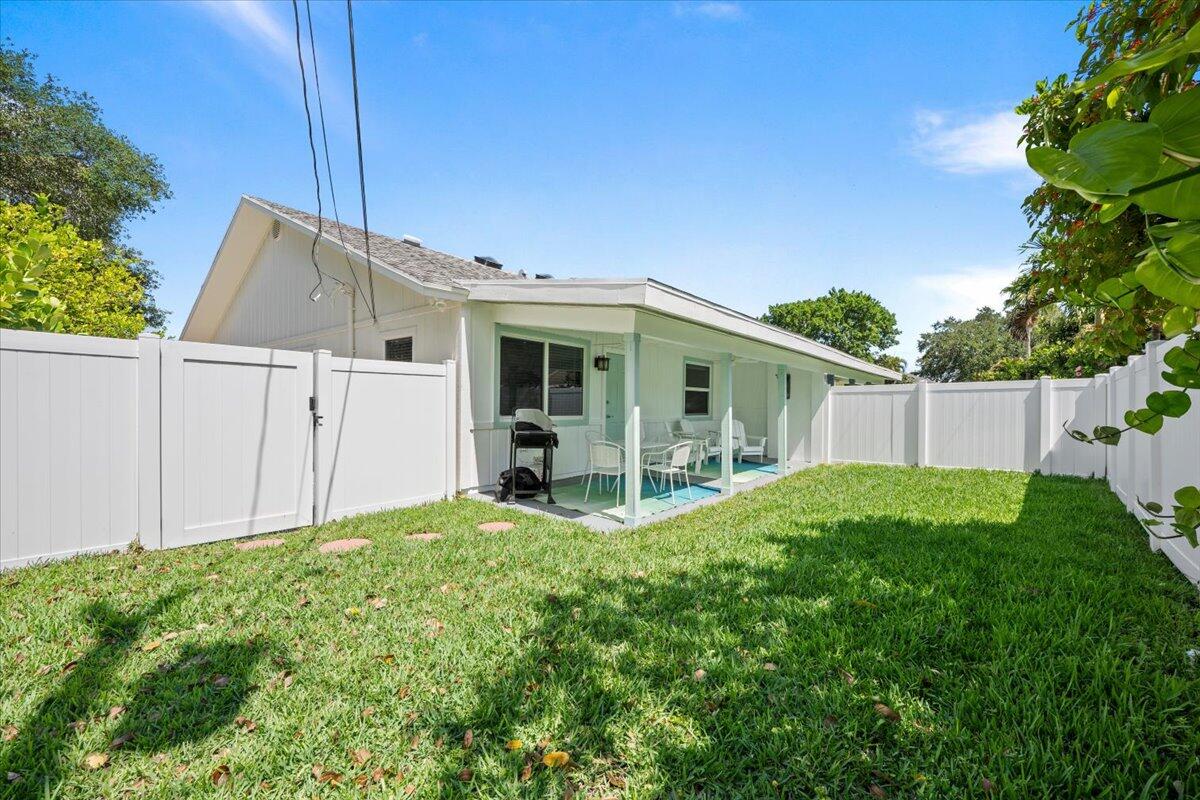 6075 Francis, Jupiter FL 33458