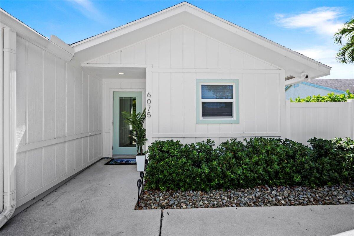 6075 Francis, Jupiter FL 33458