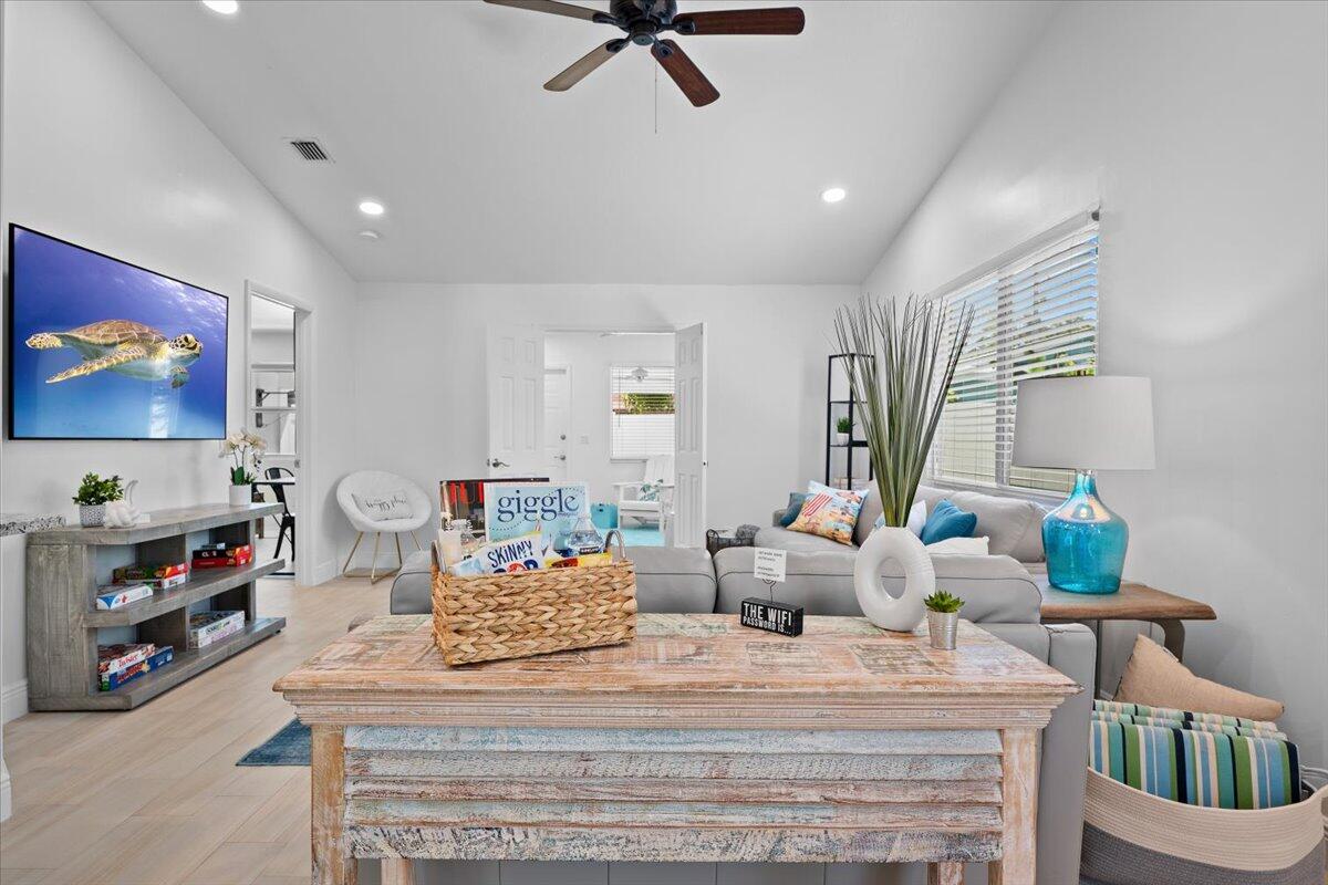 6075 Francis, Jupiter FL 33458