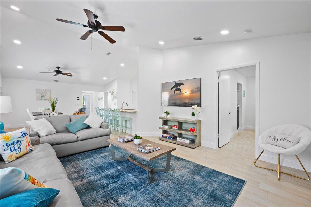 6075 Francis, Jupiter FL 33458