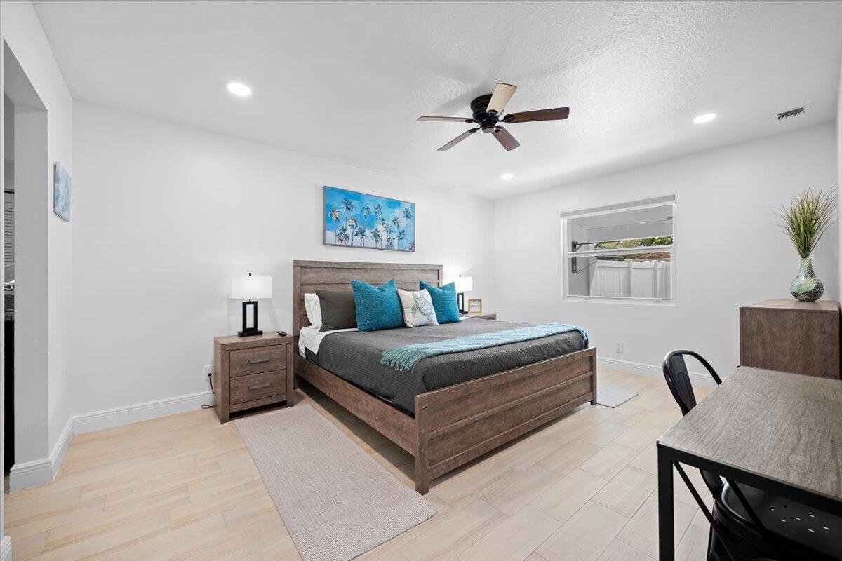 6075 Francis, Jupiter FL 33458