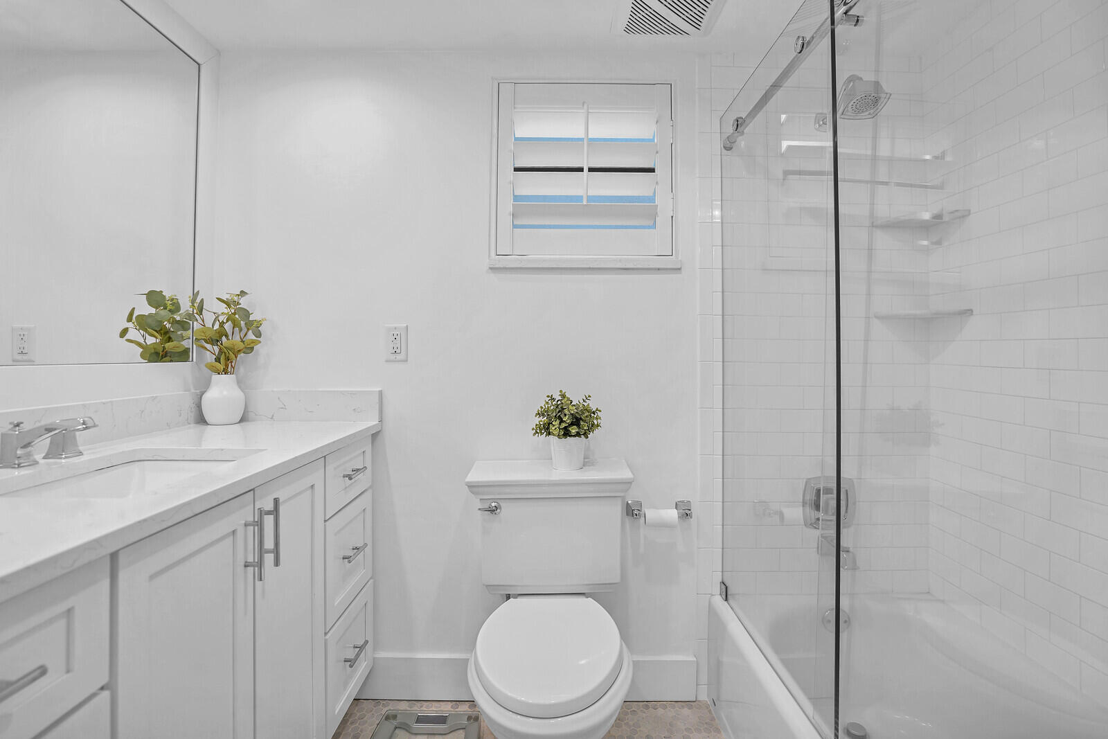 11863 Wimbledon #423, Wellington FL 33414