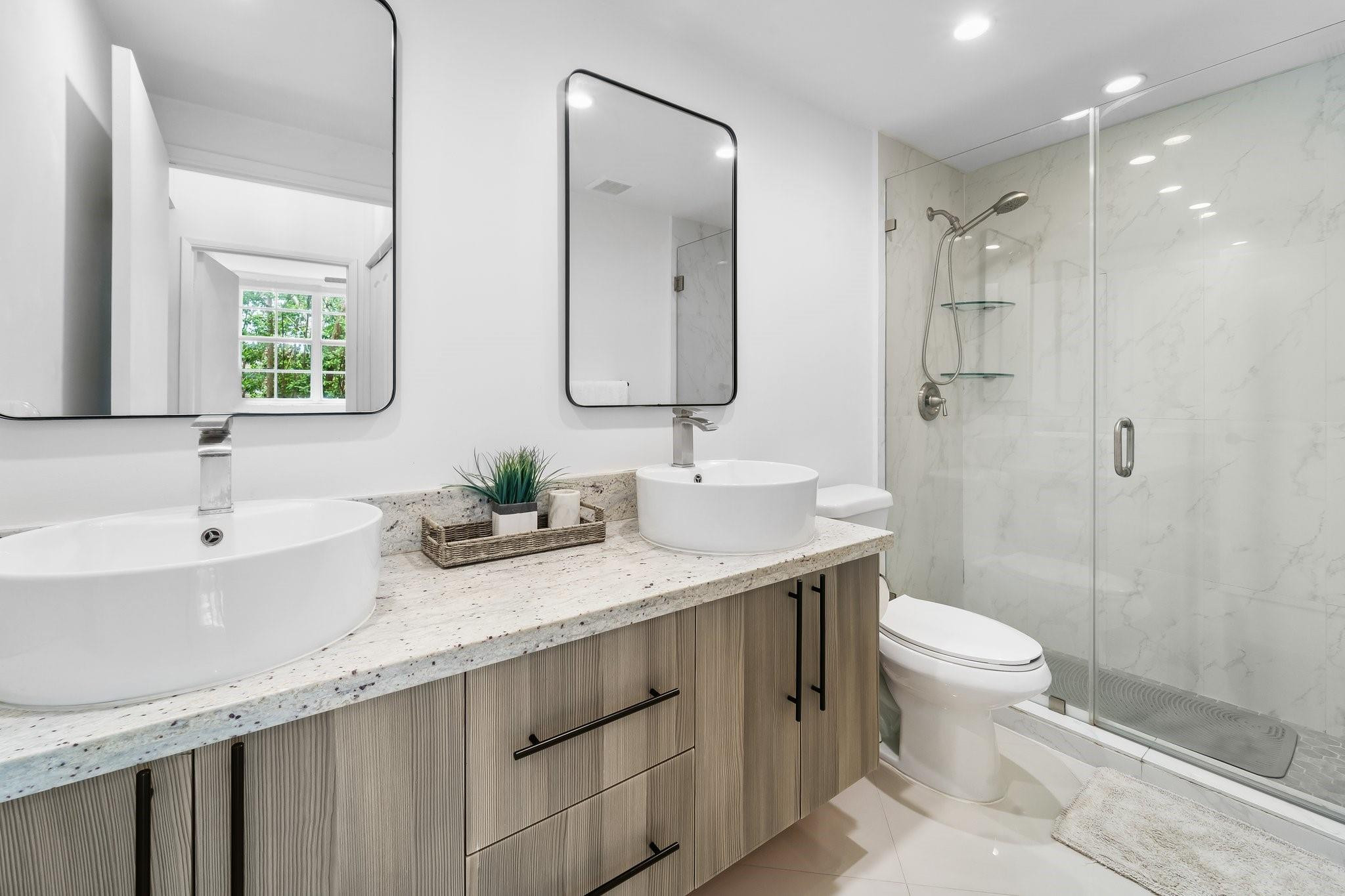19999 E Country Club #1108, Aventura FL 33180