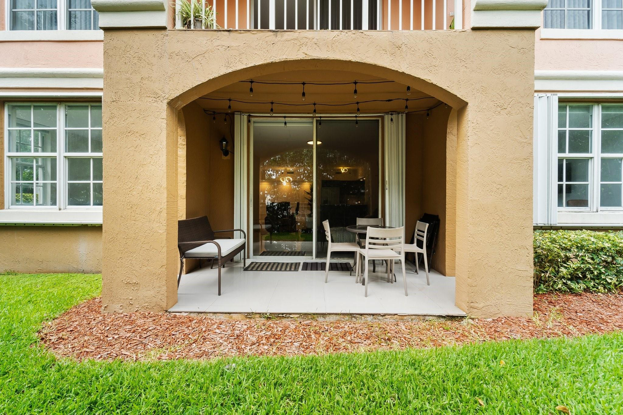 19999 E Country Club #1108, Aventura FL 33180