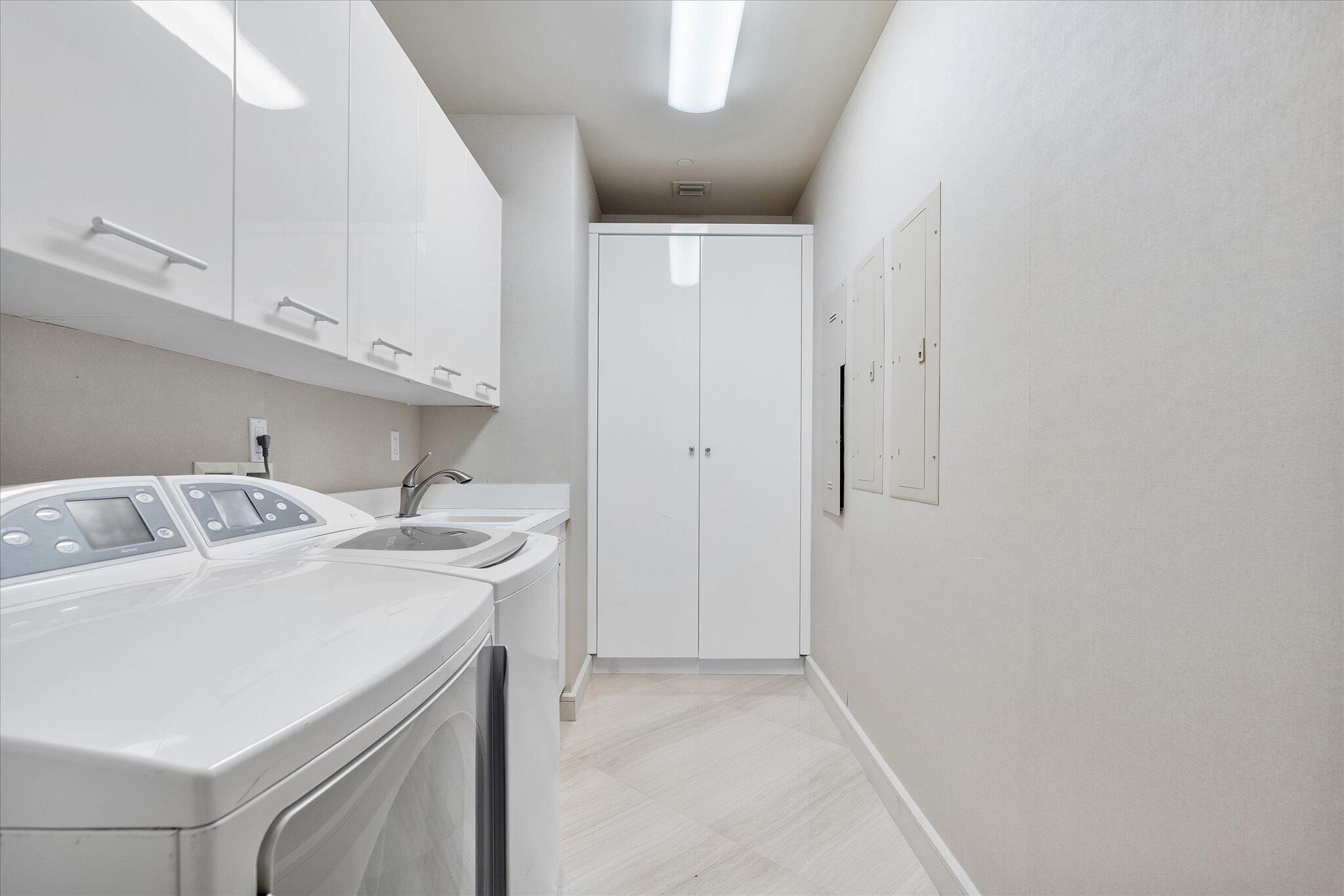 2711 S Ocean #3602, Hollywood FL 33019